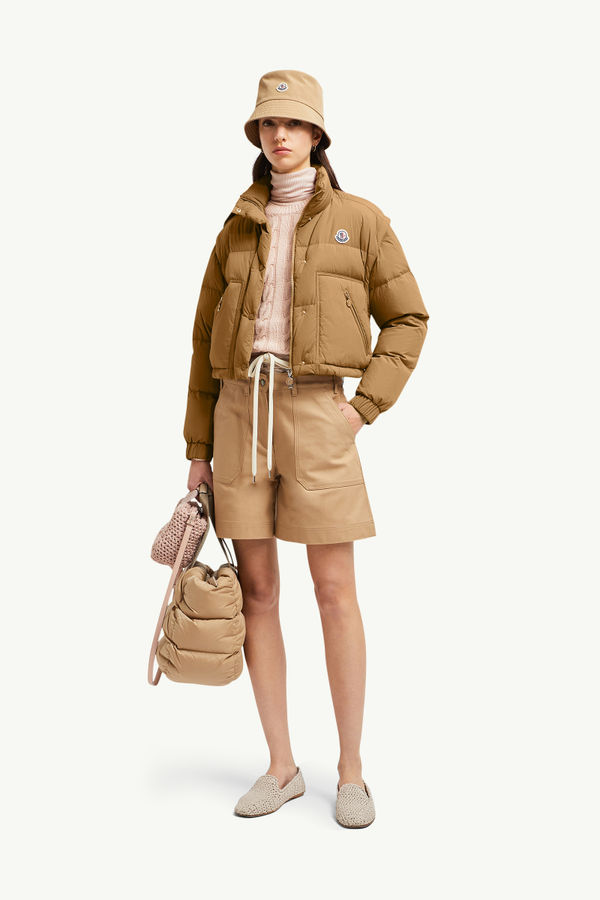 Selleショートダウンジャケット レディース キャメルベージュ Moncler 0