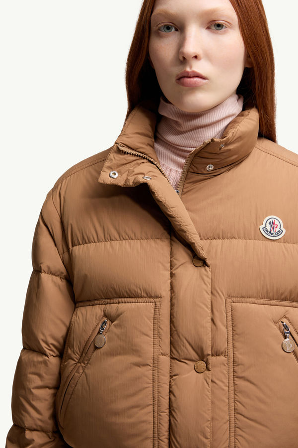 Selleショートダウンジャケット レディース キャメルベージュ Moncler 7