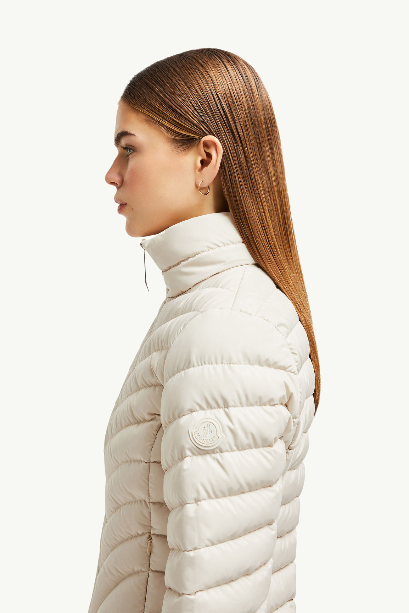 Piumino corto Grange con trapuntatura diagonale Donna Beige Sabbia Moncler 1