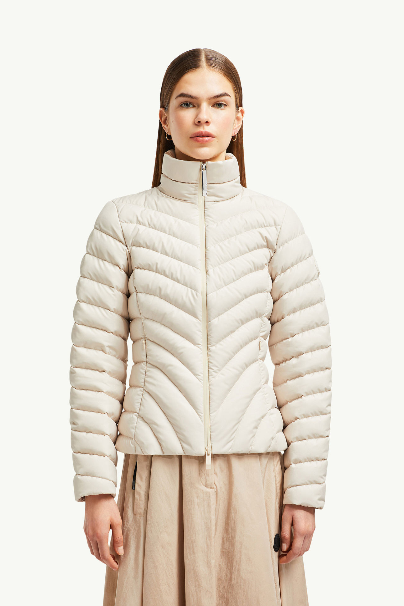Doudoune courte à matelassage diagonal Grange Femmes Beige Sable Moncler 3