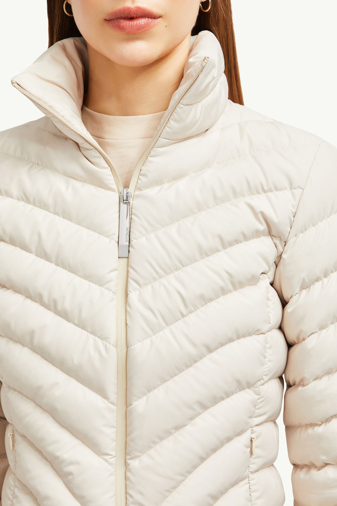 Doudoune courte à matelassage diagonal Grange Femmes Beige Sable Moncler 6