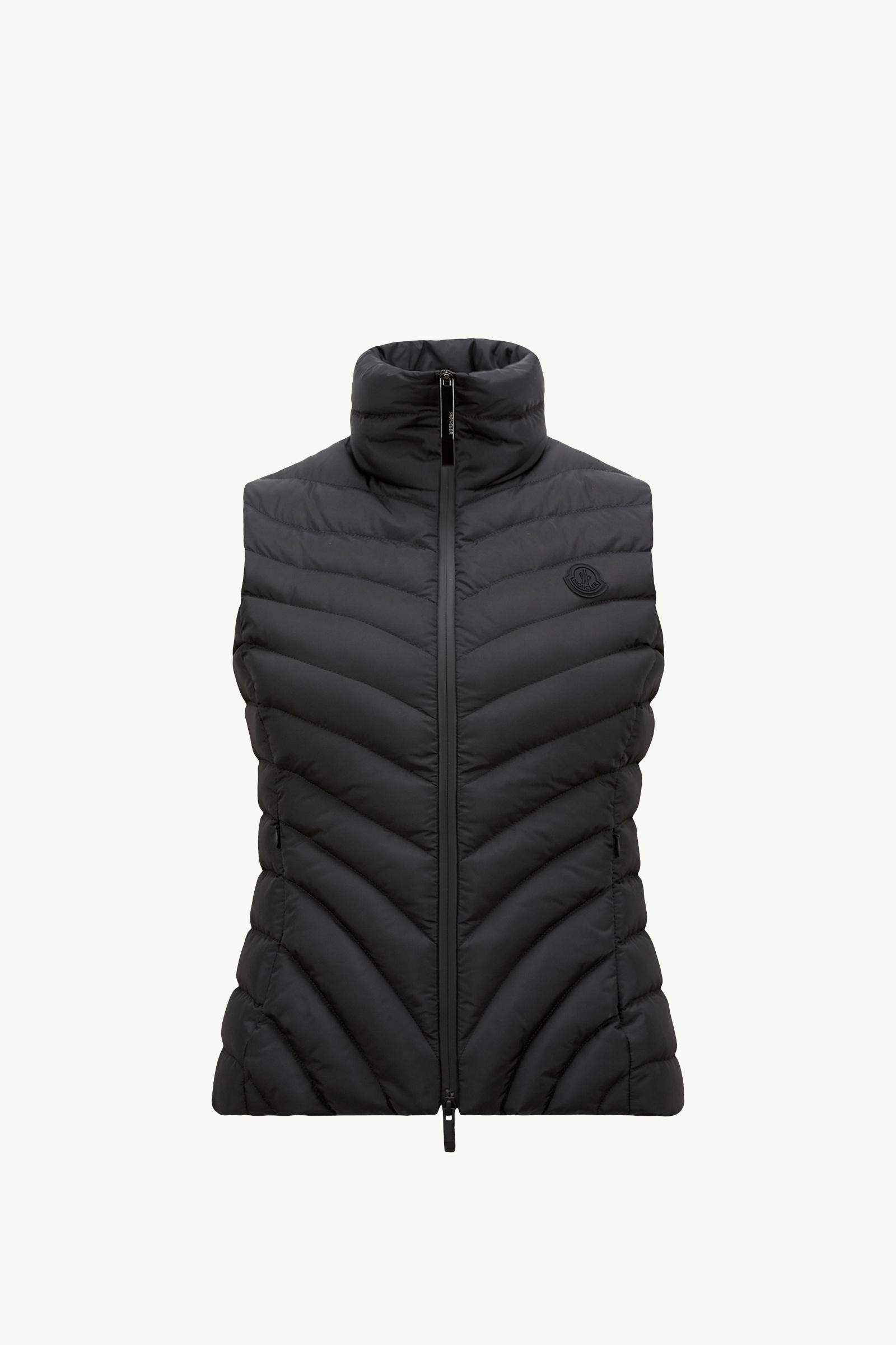 https://moncler-cdn.thron.com/api/v1/content-delivery/shares/dpx6uv/contents/K10931A00030597U5999_F/image/K10931A00030597U5999_F