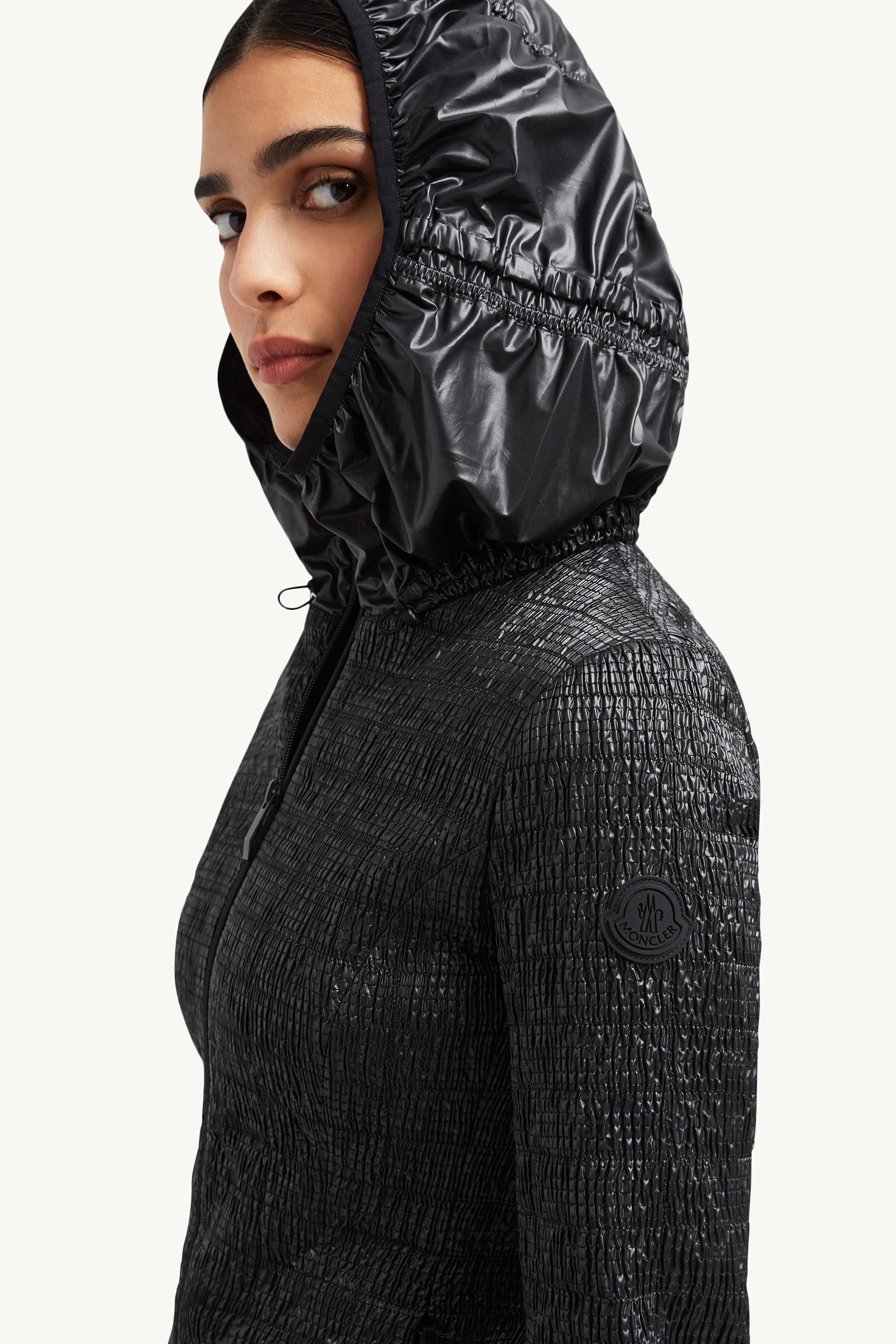 Giacca a vento Yville con ruches e cappuccio Donna Nero Moncler 1