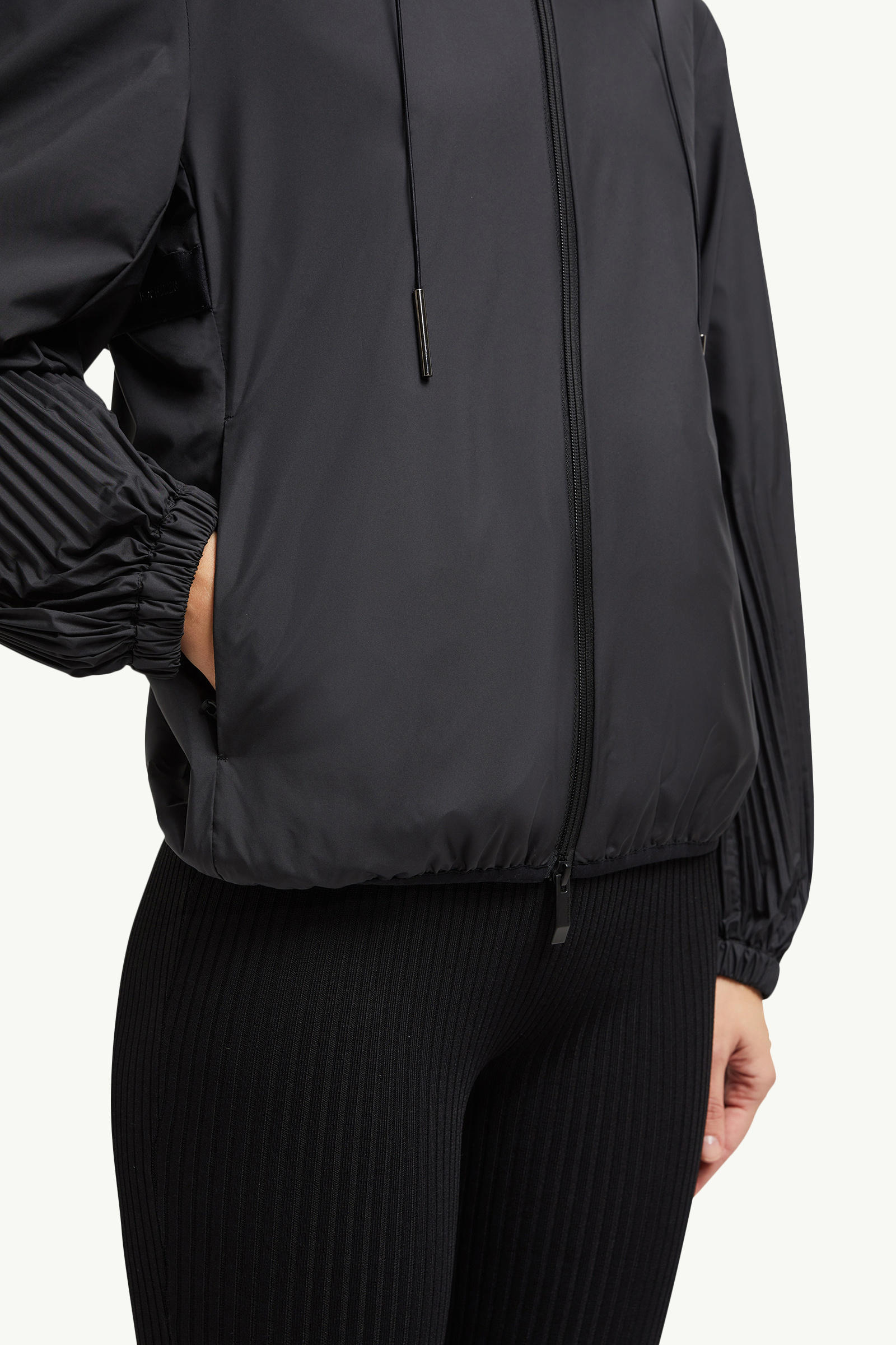 Panat Hooded Windbreaker Women Black Moncler 5