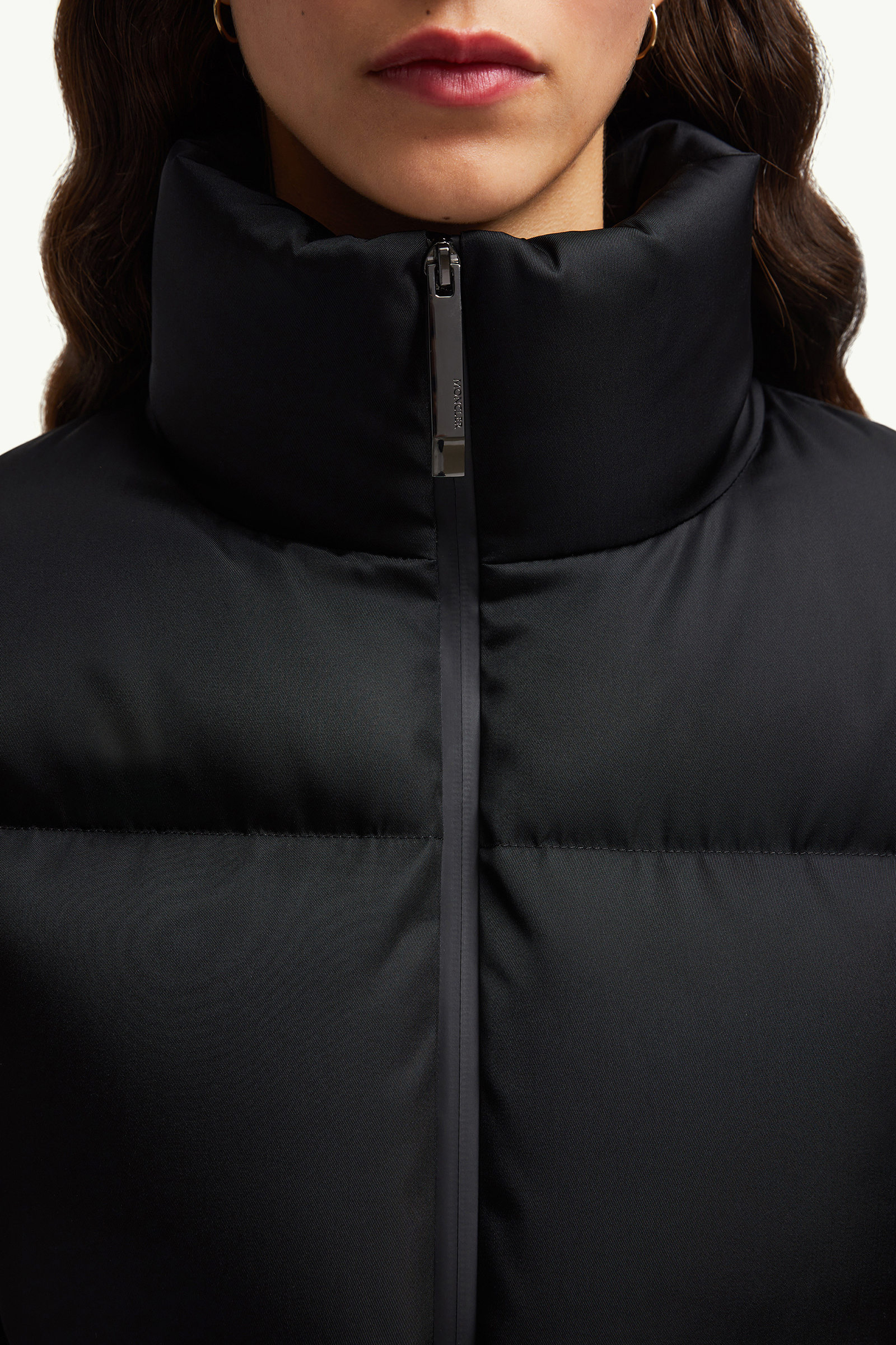 Vissec kurze Daunenjacke Damen Schwarz Moncler 5