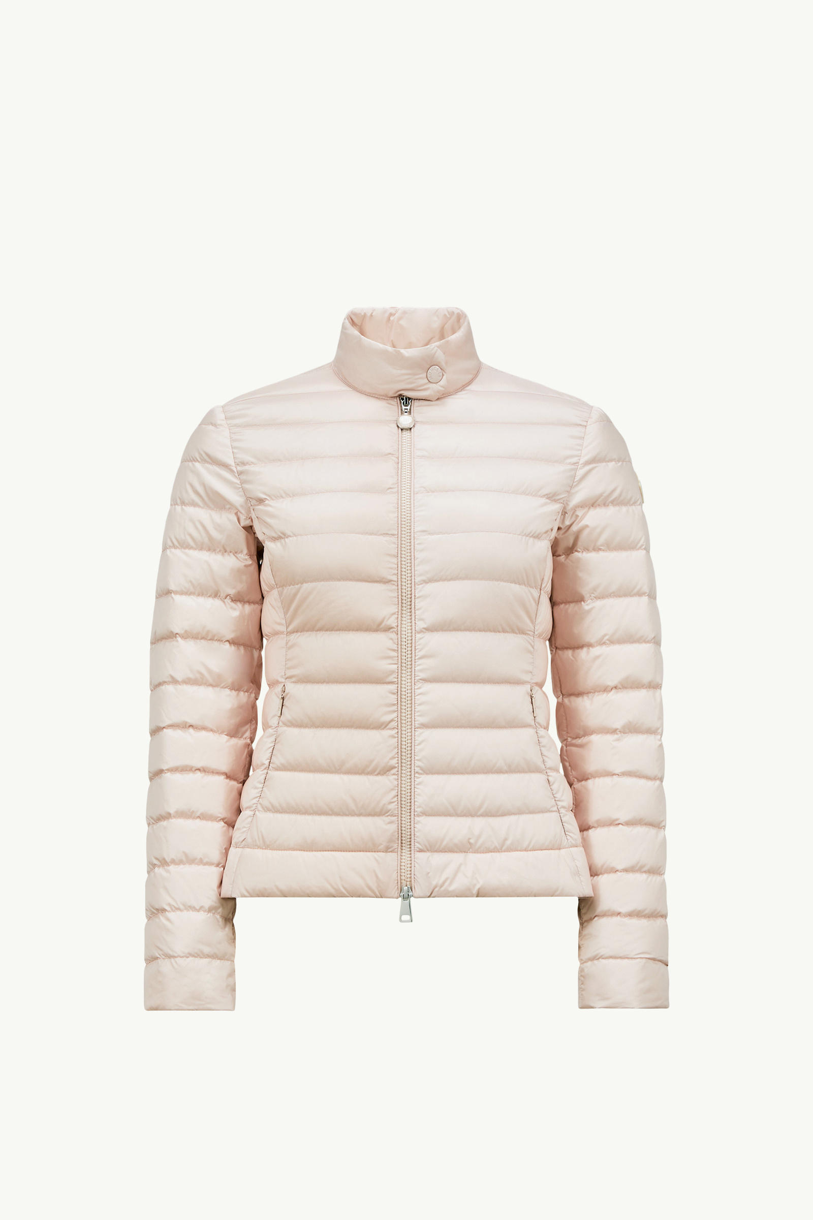 https://moncler-cdn.thron.com/api/v1/content-delivery/shares/dpx6uv/contents/K10931A00068597YF529_F/image/K10931A00068597YF529_F