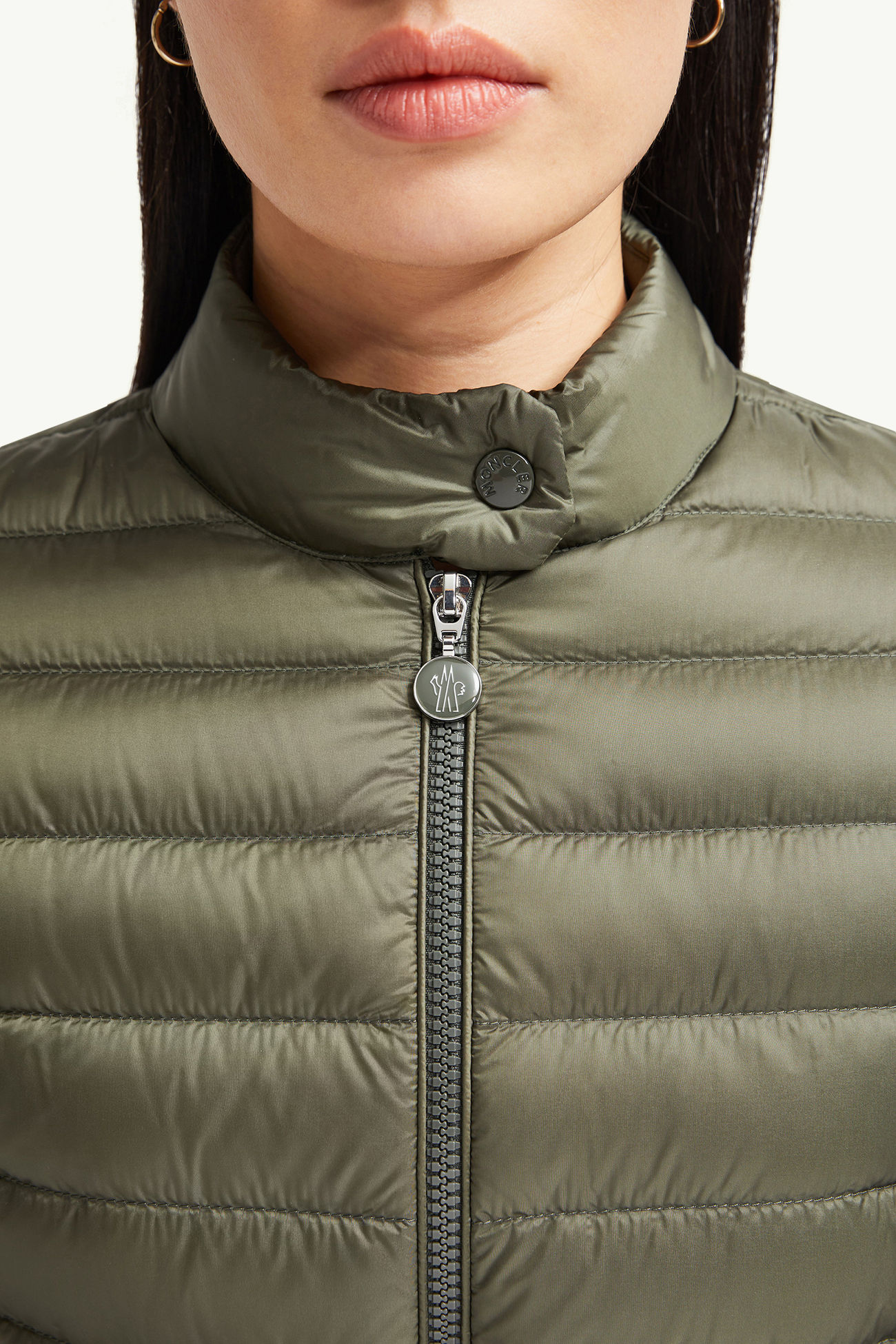 Igelle kurze Daunenjacke Damen Olivgrün Moncler 5