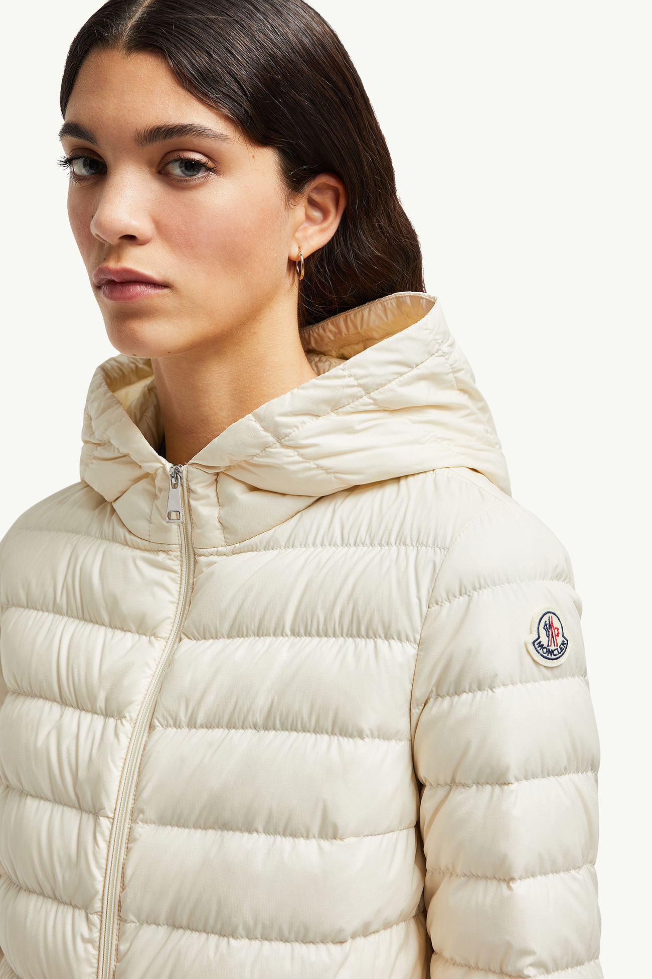 Doudoune courte Hede à capuche Femmes Blanc Ivoire Moncler 1