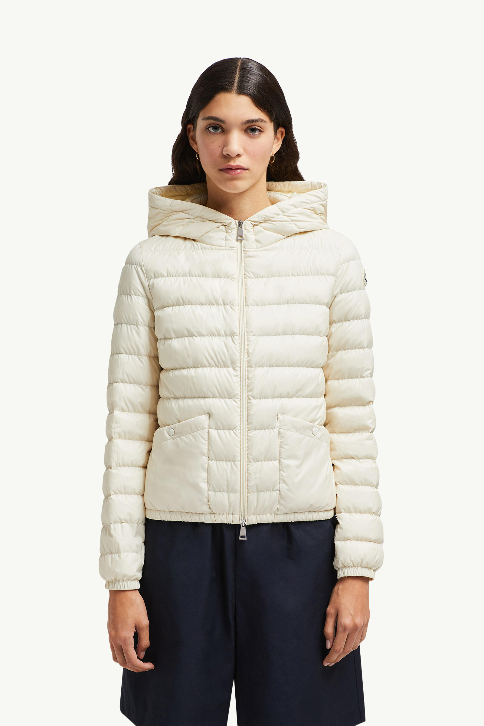Hedeショートダウンジャケット レディース ホワイトアイボリー Moncler 3