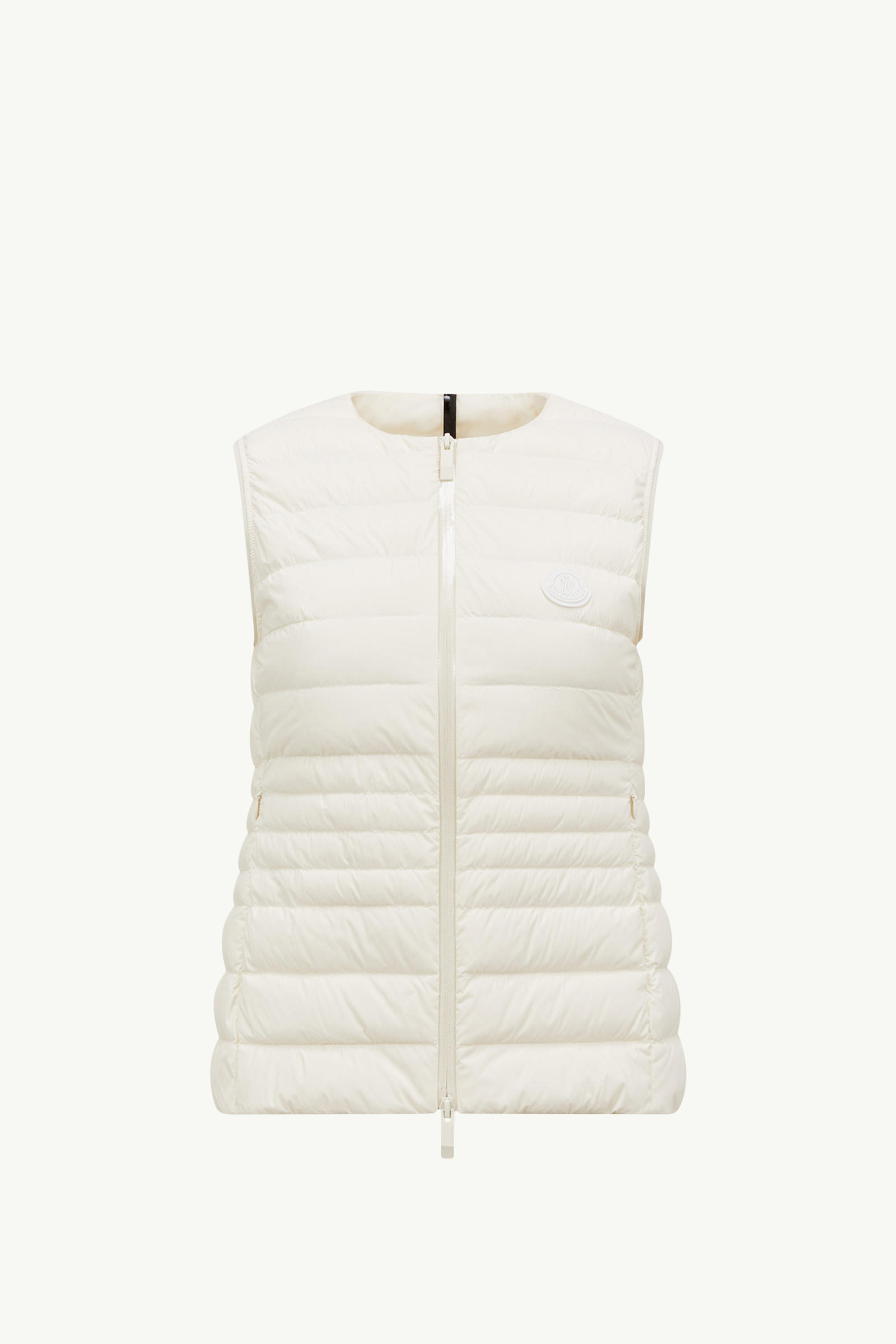 https://moncler-cdn.thron.com/api/v1/content-delivery/shares/dpx6uv/contents/K10931A00080598AL050_F/image/K10931A00080598AL050_F
