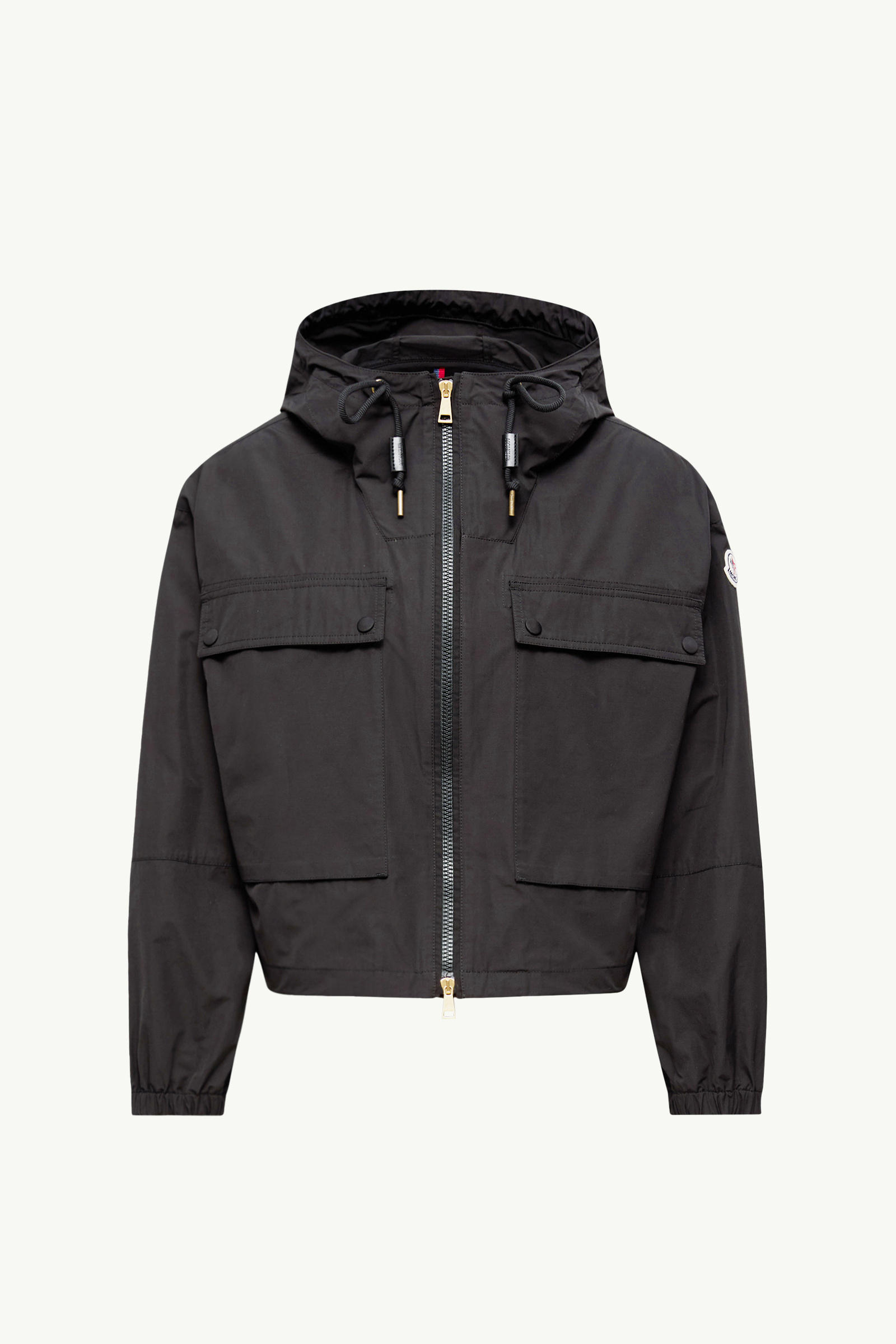https://moncler-cdn.thron.com/api/v1/content-delivery/shares/dpx6uv/contents/K10931A00110549P3999_F/image/K10931A00110549P3999_F