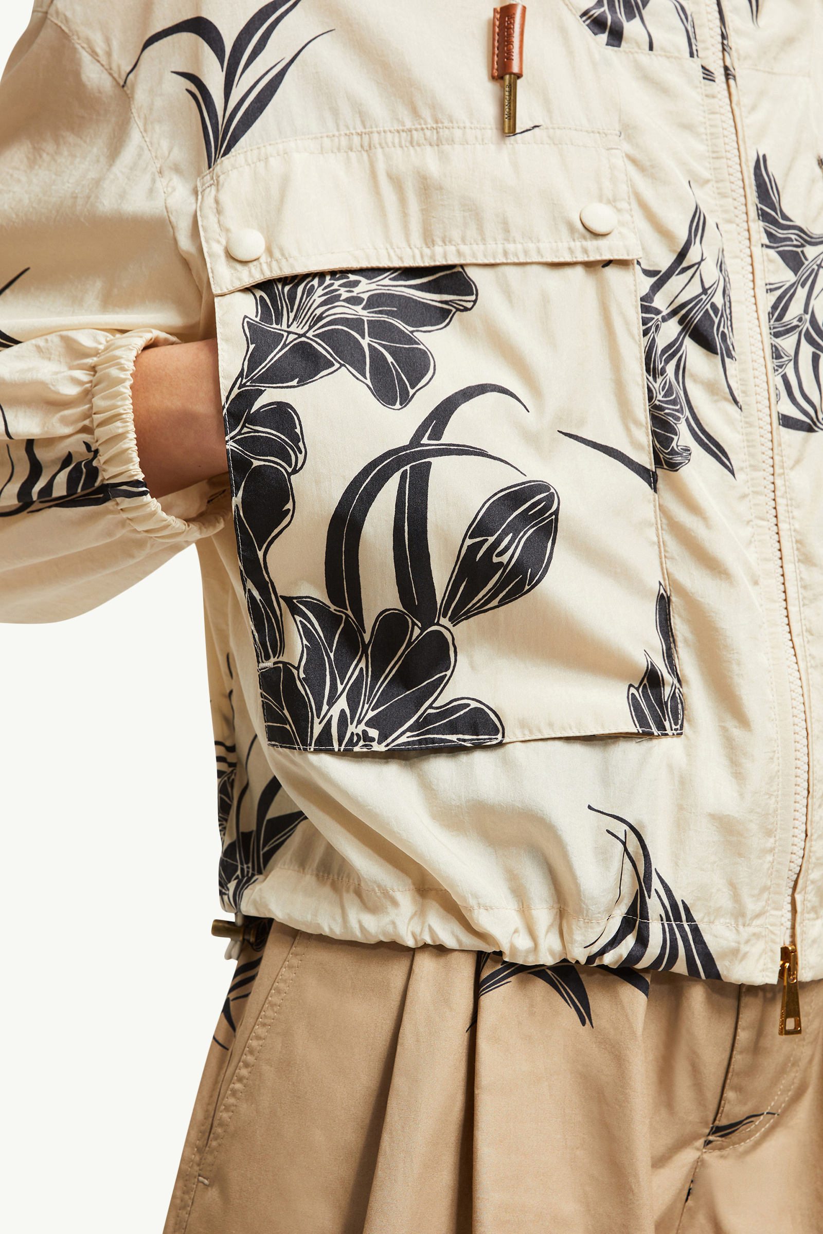 Veste Sauvan à capuche Femmes Beige Clair Moncler 5