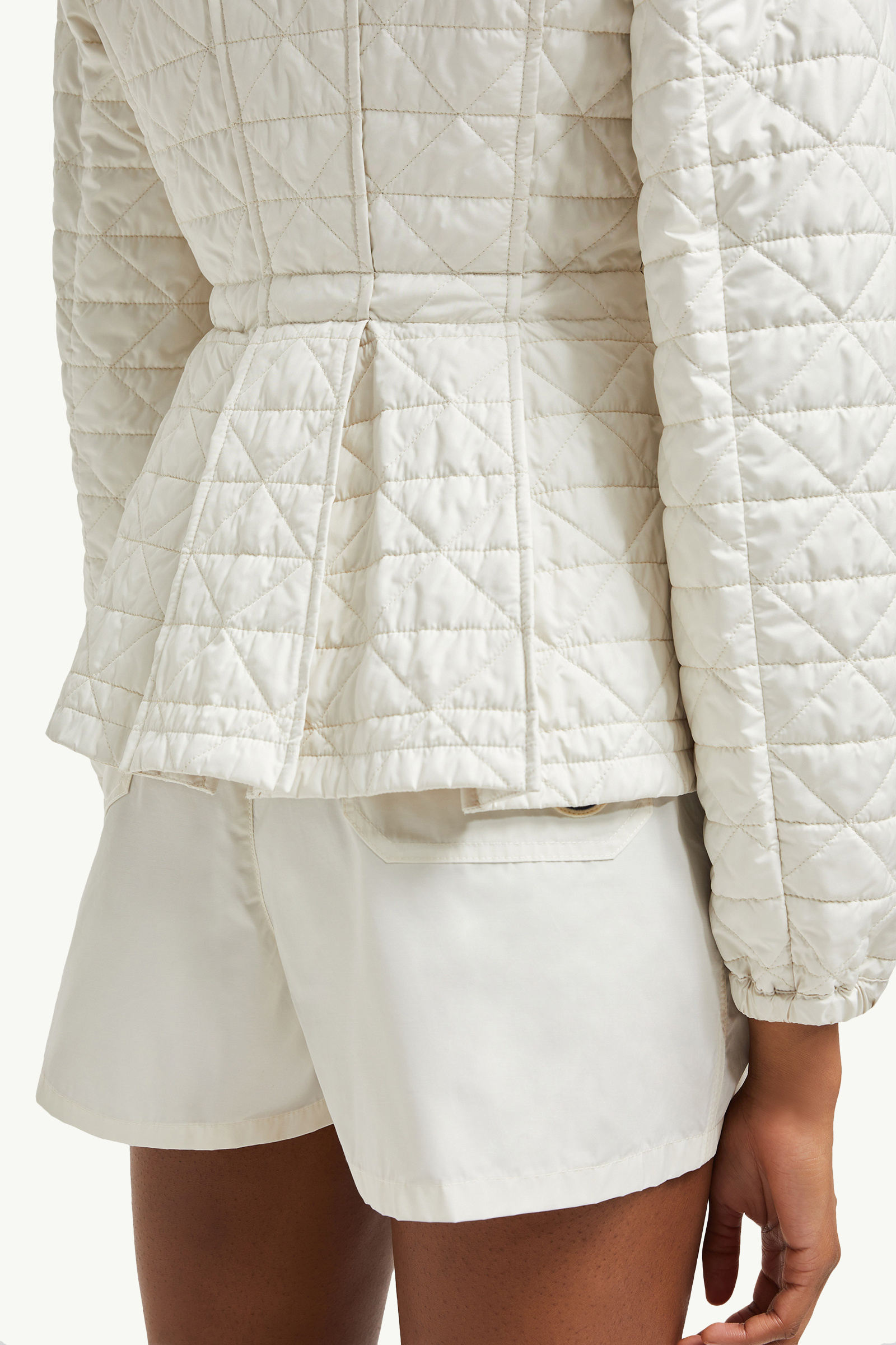 Craon Square-Quilted Short Padded Jacket White Moncler 6