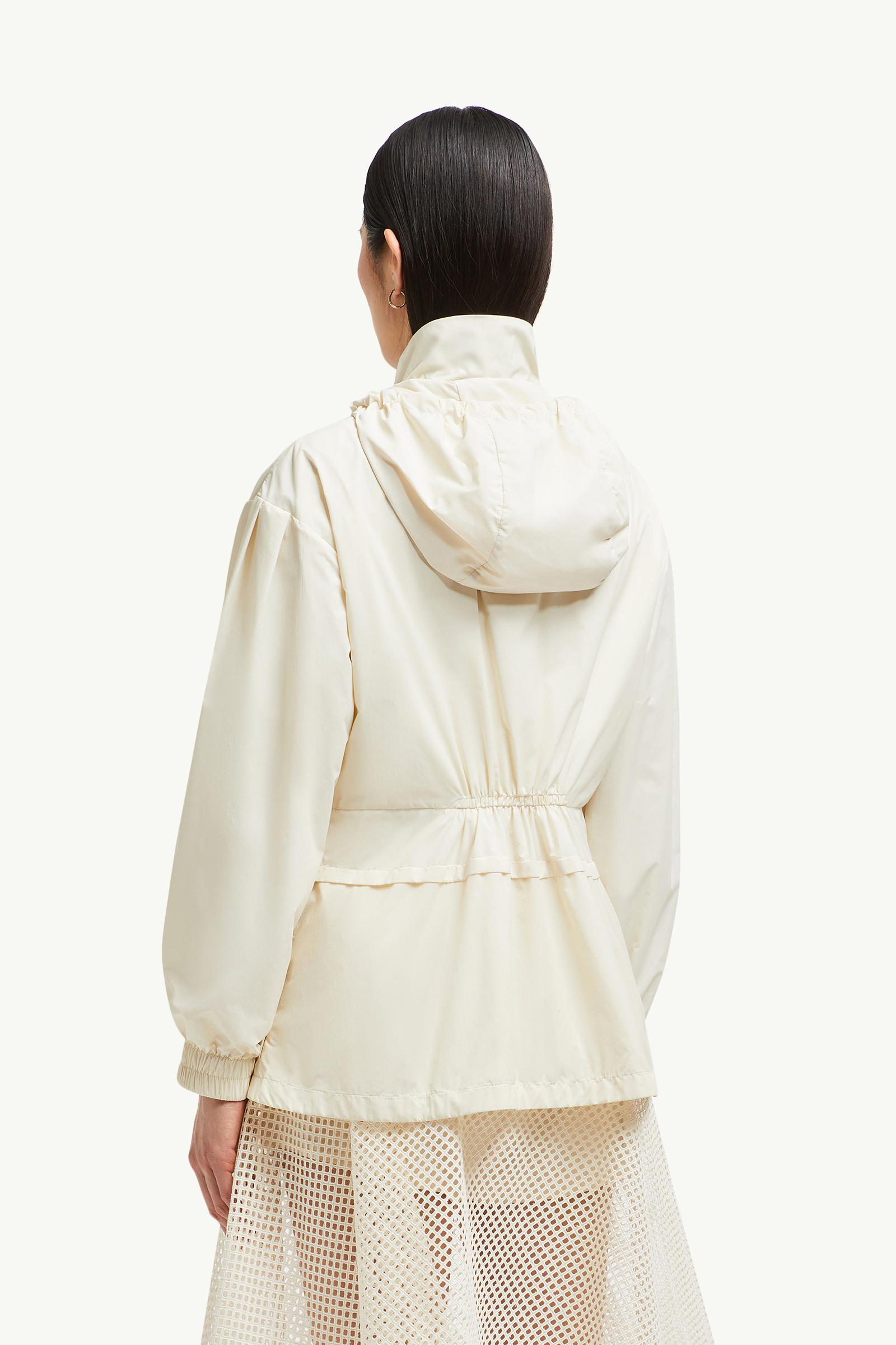 MONCLER アイボリー パーカー　クリーニング済み MONCLER モンクレール パーカー レディース ボア ロゴ フリース