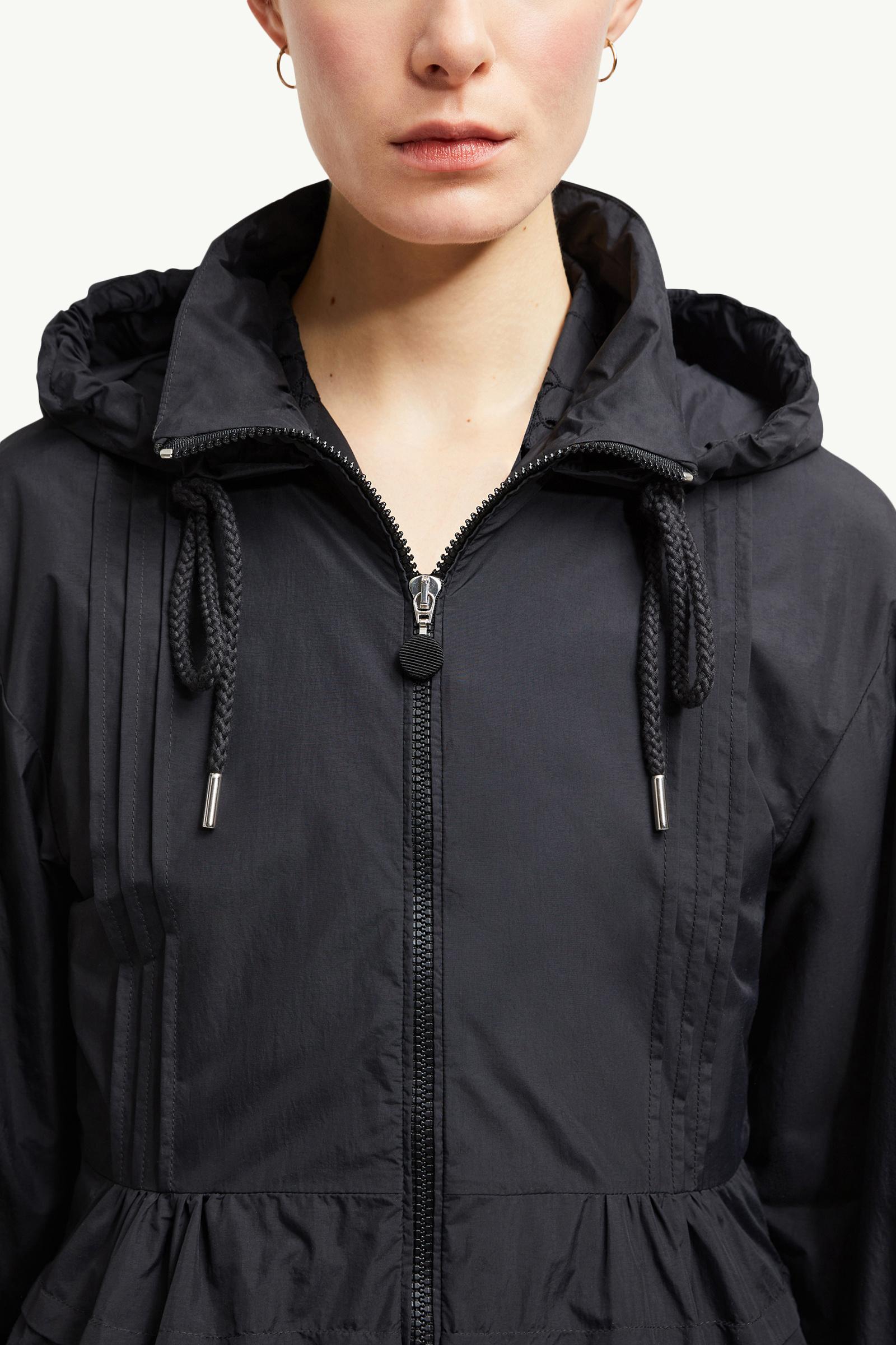 使用1回 ブラックマウンテンパーカー フード付き 超美品ファッション 