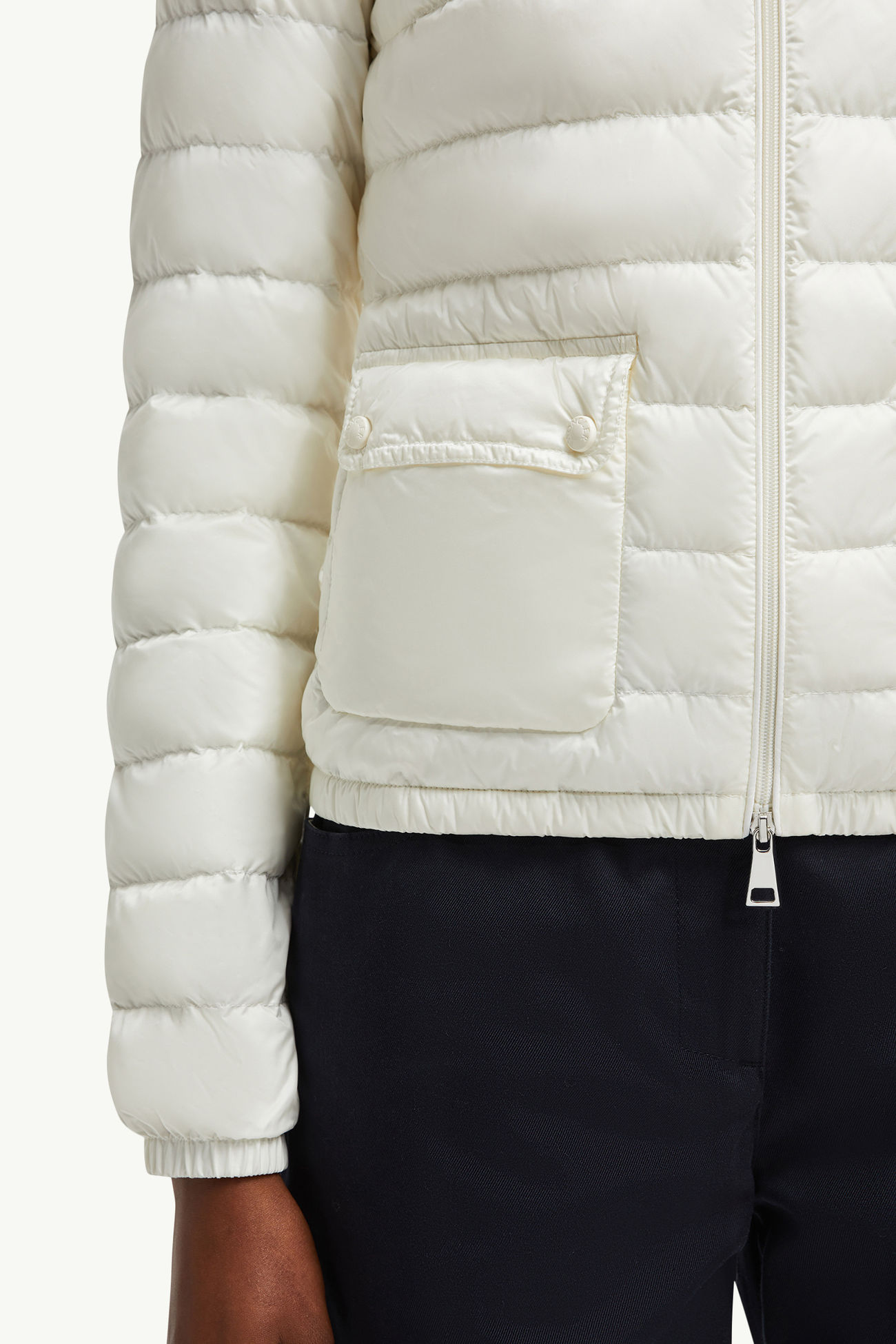 Lans verstaubare kurze Daunenjacke Damen Weiß Moncler 5