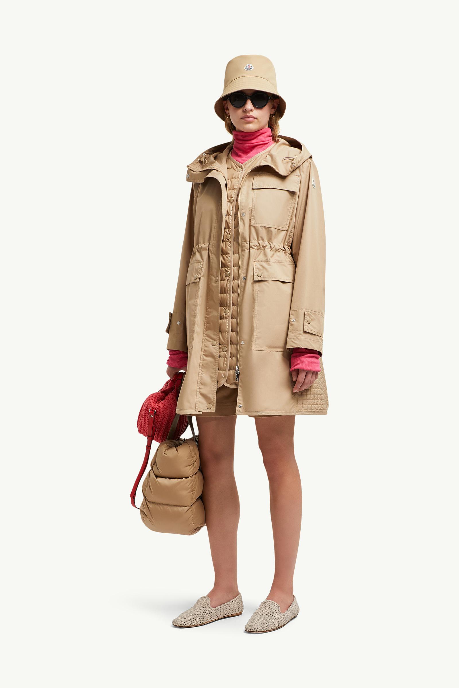 ダウンジャケット・コート MONCLER WOMEN Meudon 3-in-1 Hooded Down Parka Coat Beige Beige Meudon 3-in-1 Hooded Down Parka Coat - Long Jackets