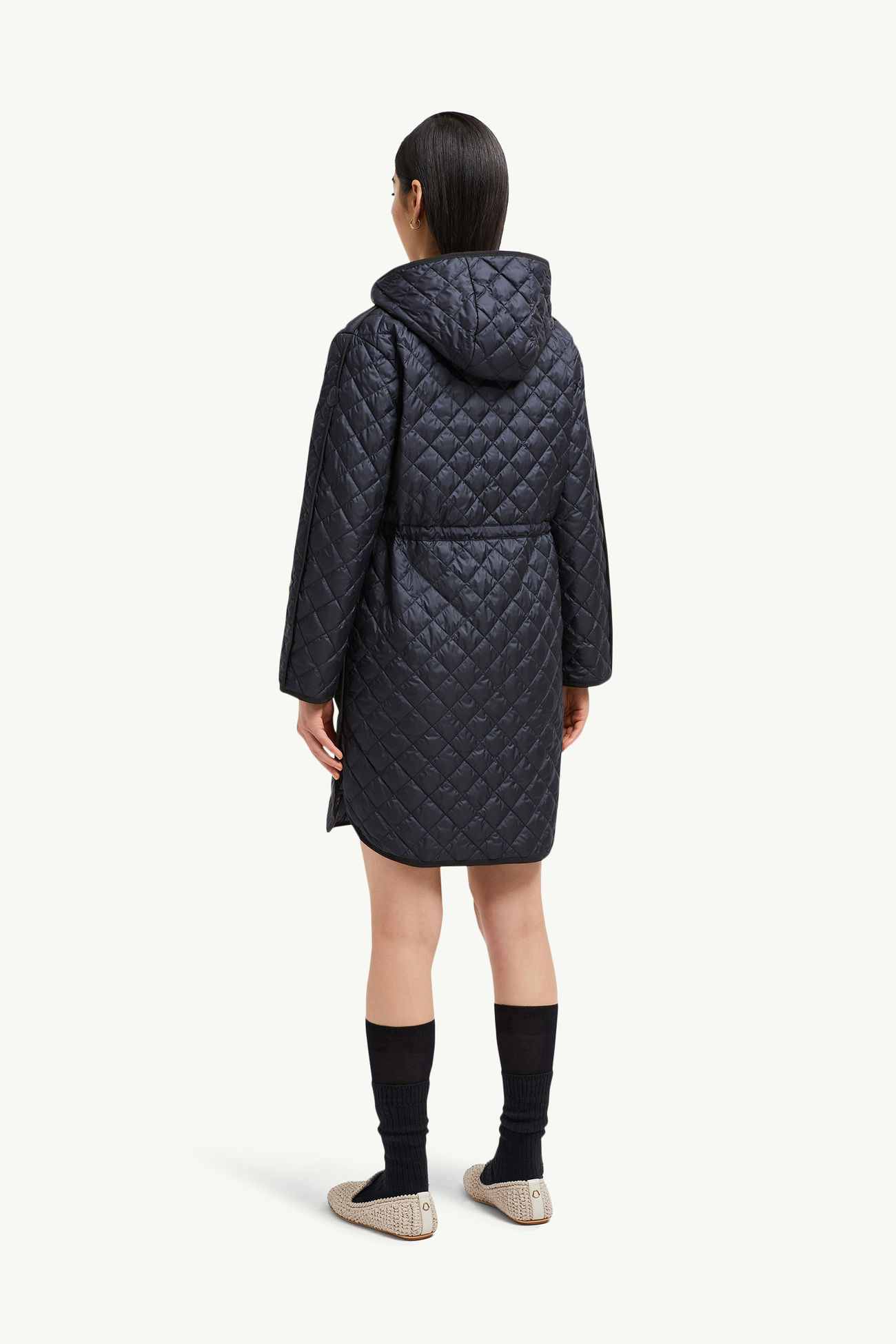 Etelan rautenförmig gesteppte lange Daunenjacke mit Kapuze Damen Dunkelblau Moncler 4