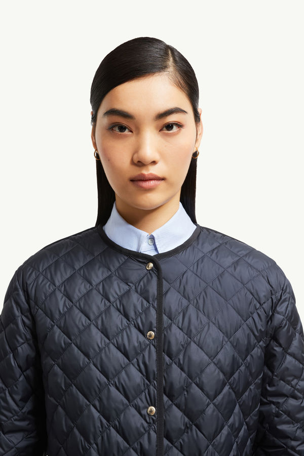 Etelan rautenförmig gesteppte lange Daunenjacke mit Kapuze Damen Dunkelblau Moncler 6
