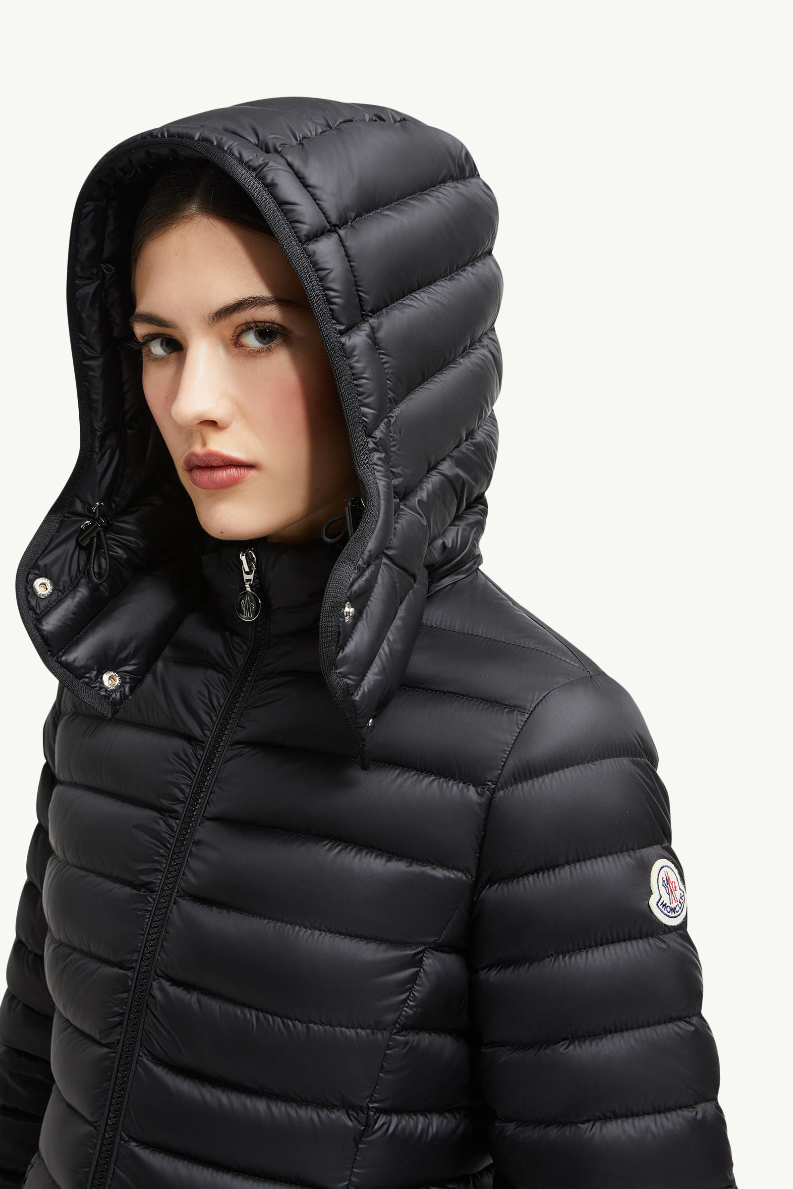 Piumino lungo Igelong con cappuccio Donna Nero Moncler 1