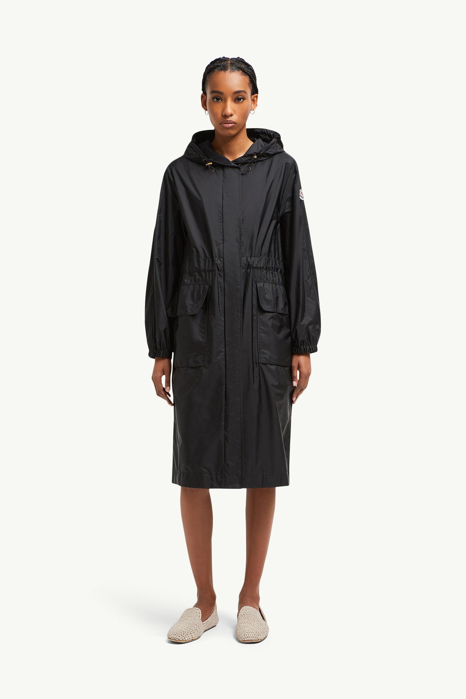 【MONCLER】Hiengos フードつき防水レインコート☆2color ブラック Hiengosレインコート : ロングジャケット&パーカー