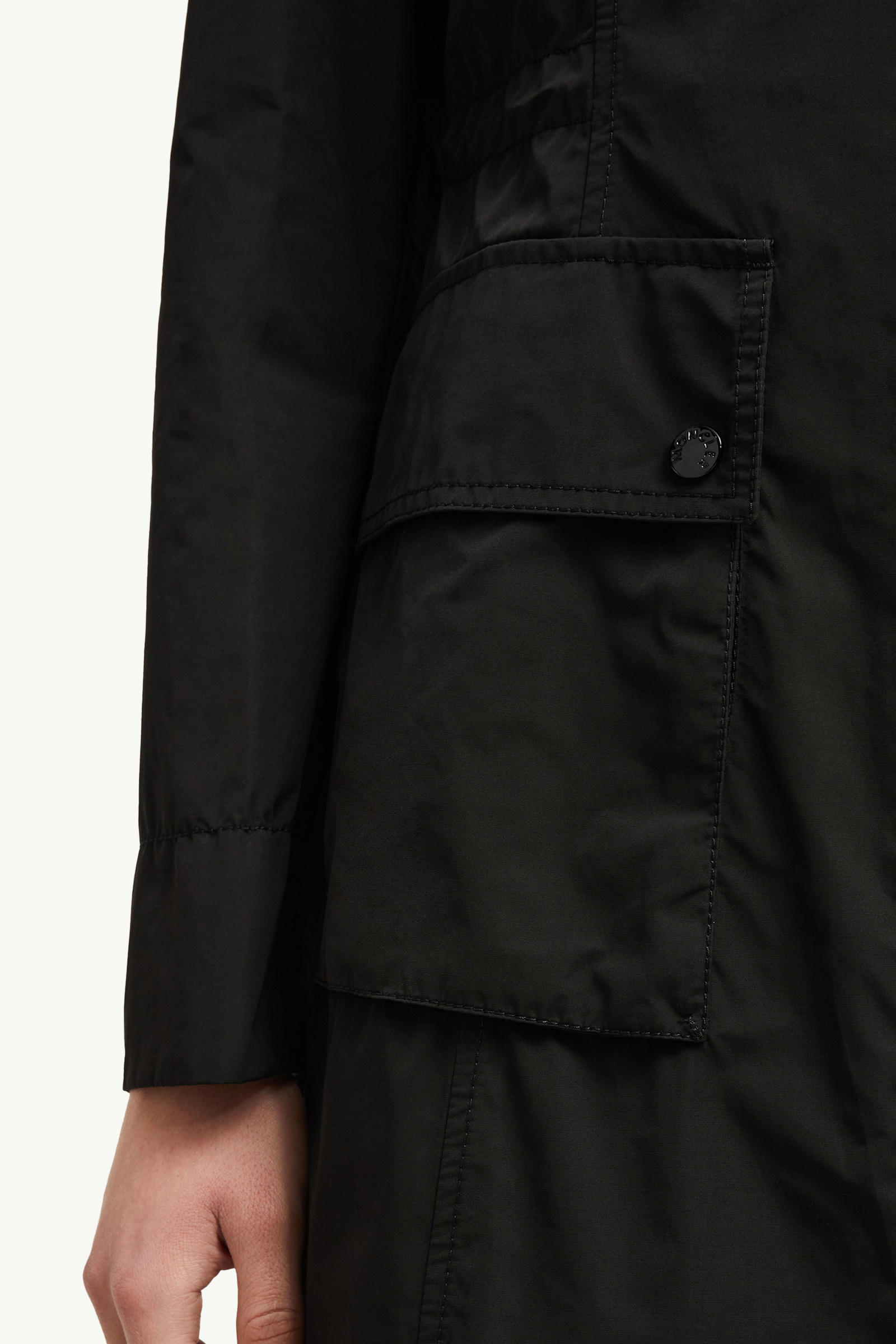 Laerte Hooded Parka Coat Women Black Moncler 6
