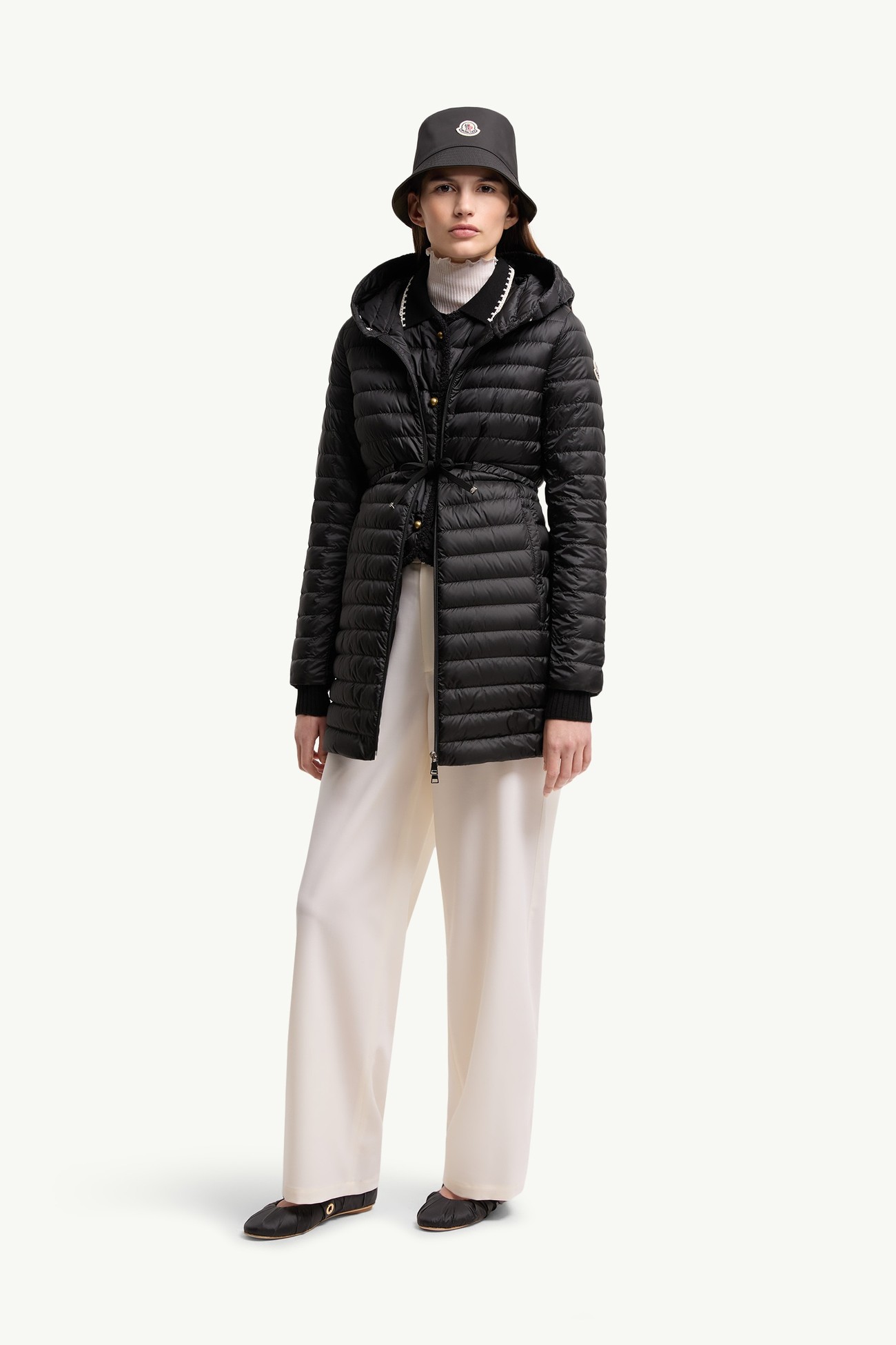 Doudoune longue à capuche ajustée et évasée Barbel Femmes Noir Moncler 0