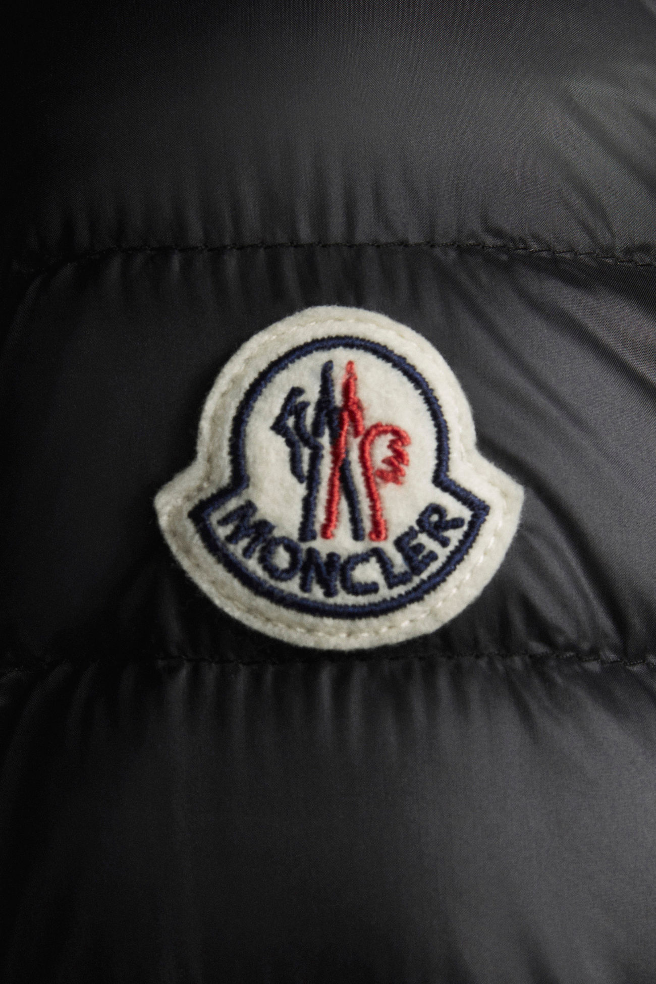 Barbel連帽上窄下寬長身羽絨外套 女士 黑色 Moncler 7