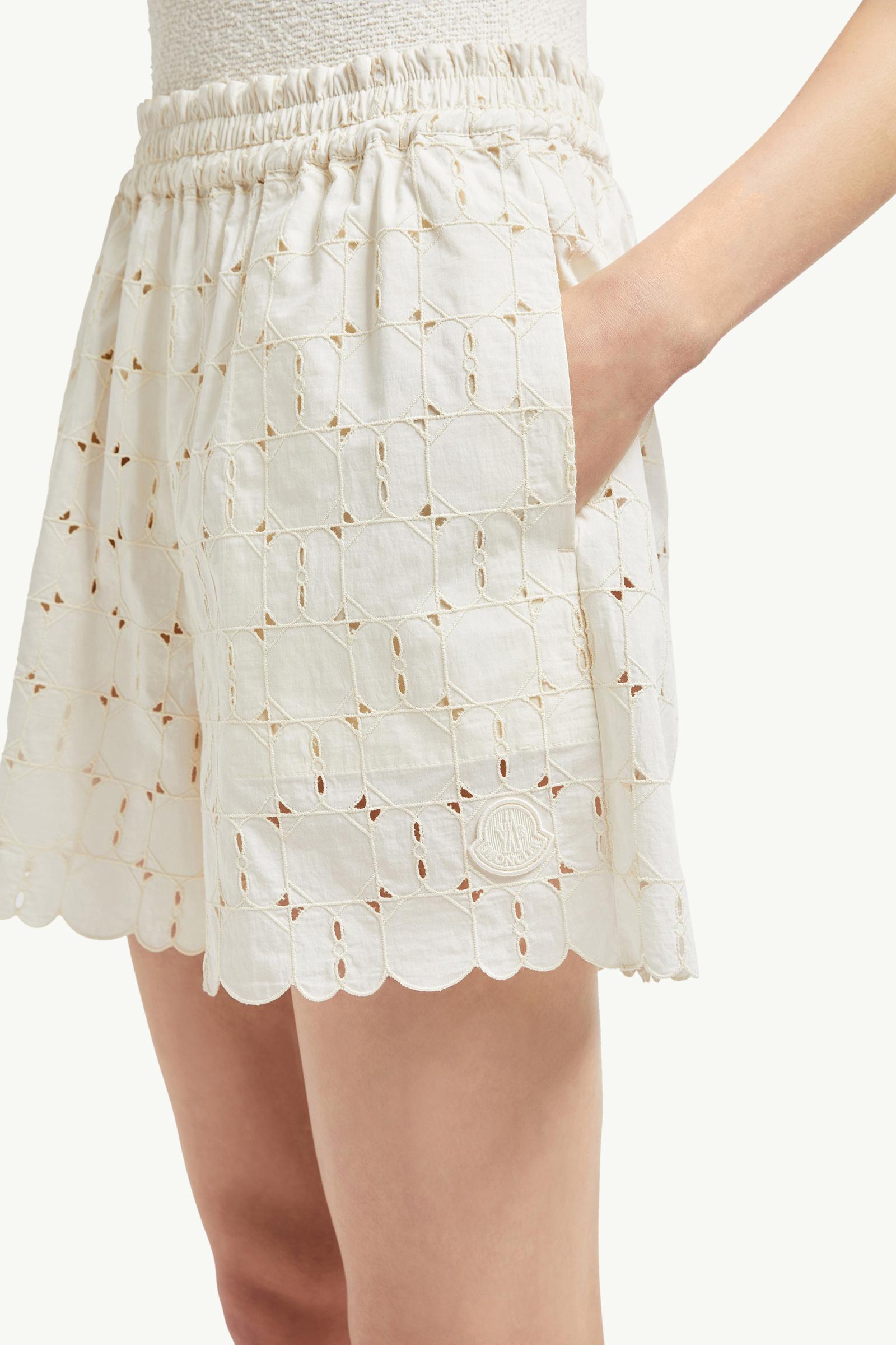 Broderie Anglaise Shorts Women White Moncler 1