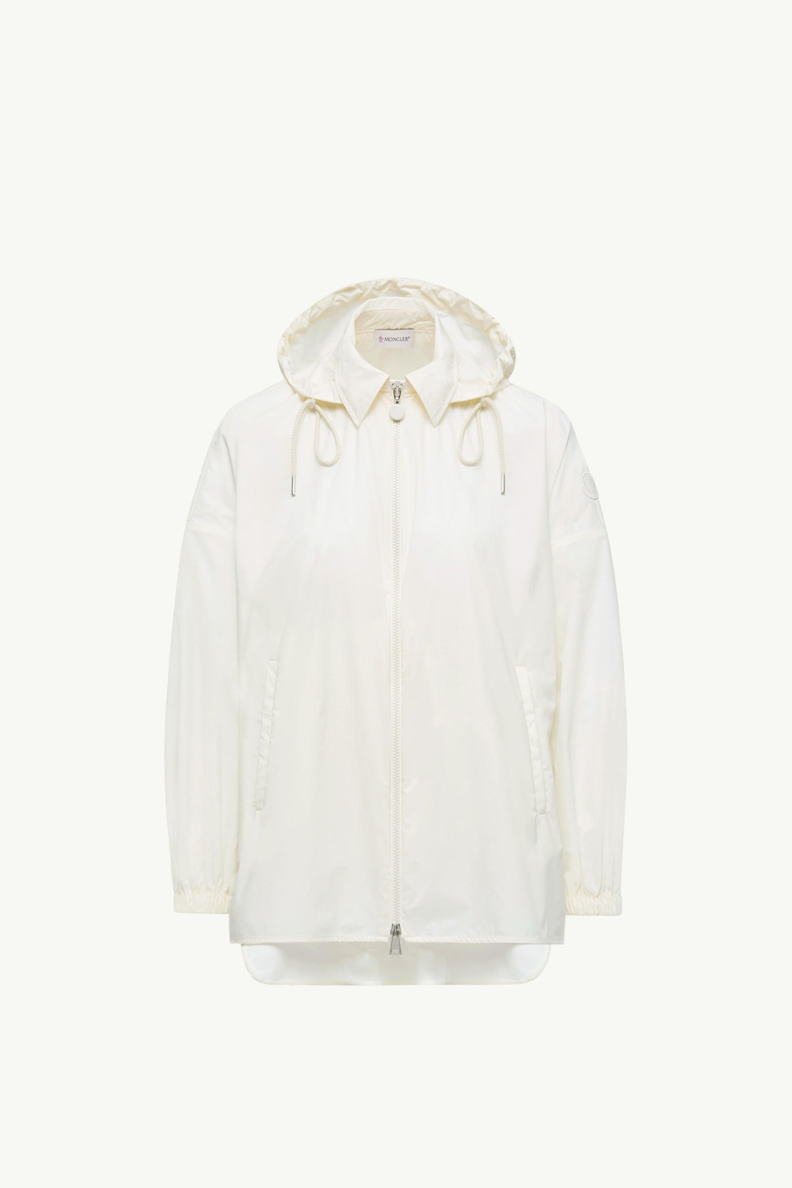 https://moncler-cdn.thron.com/api/v1/content-delivery/shares/dpx6uv/contents/K10932F00013596TM032_F/image/K10932F00013596TM032_F