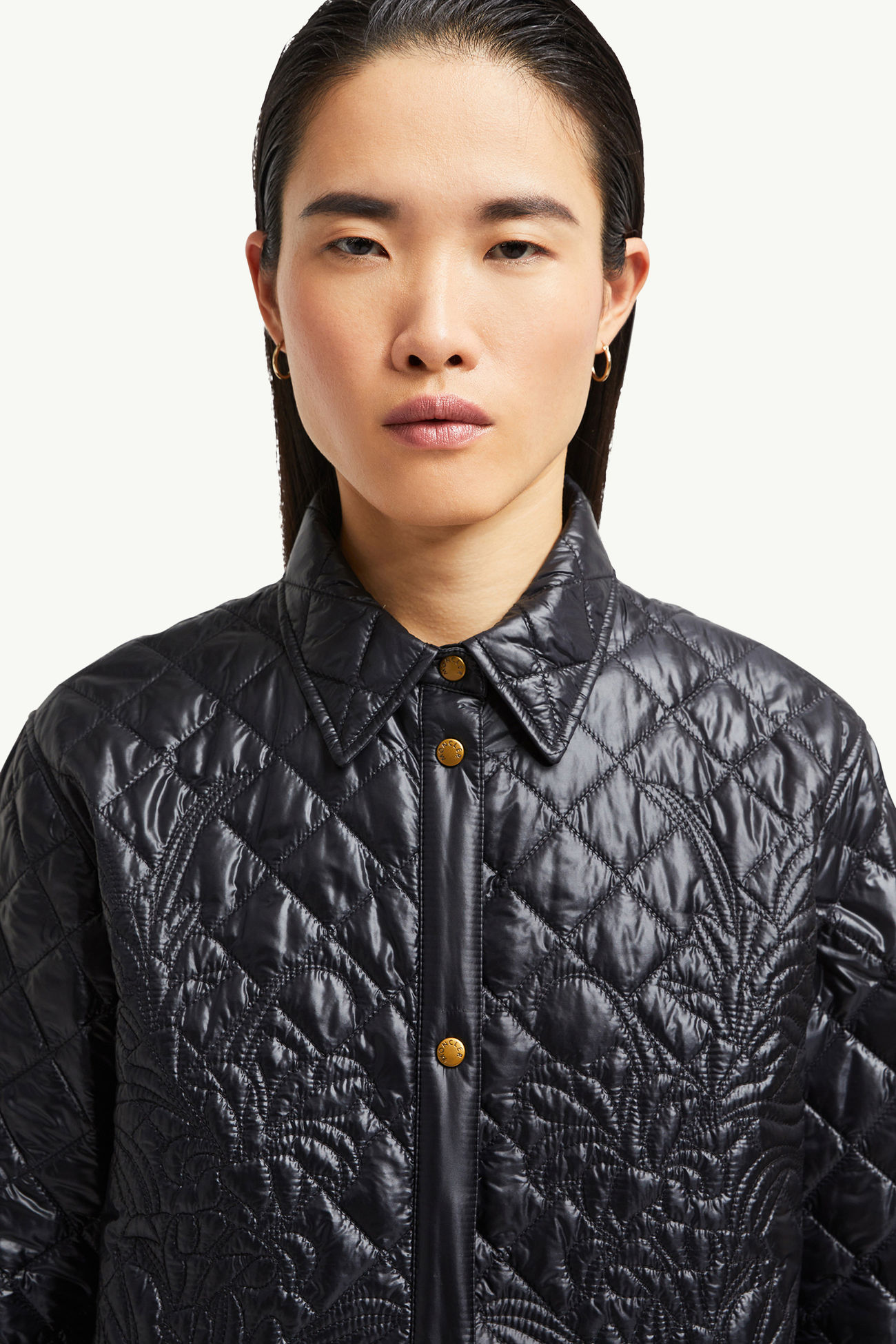 Chaqueta camisera con capucha y acolchado floral Mujer Negro Moncler 6