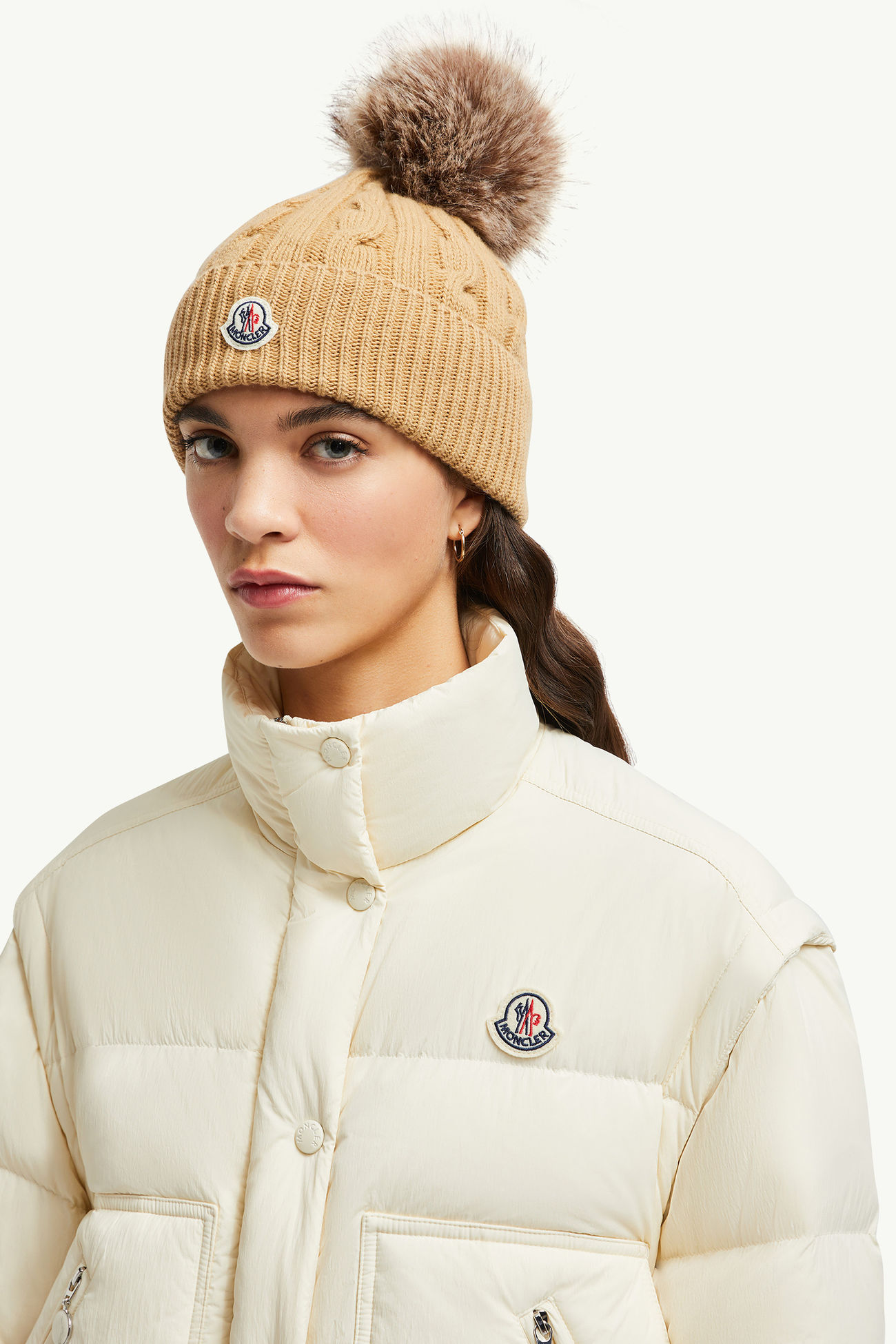 Mütze aus Wolle und Kaschmir mit Bommel aus Kunstpelz Damen Beige Moncler 1