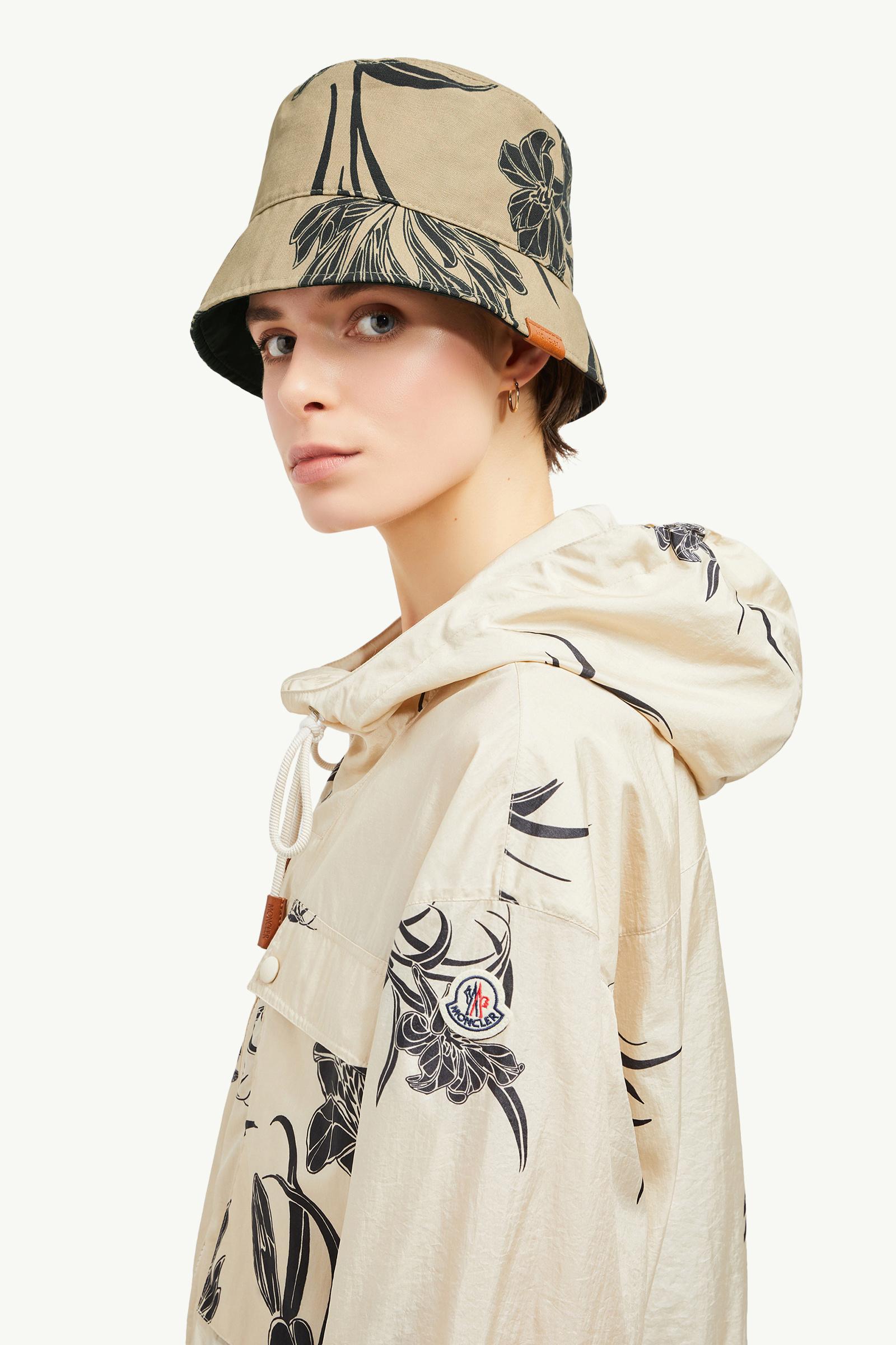 Reversible Bucket Hat Women Beige & Black Moncler 1