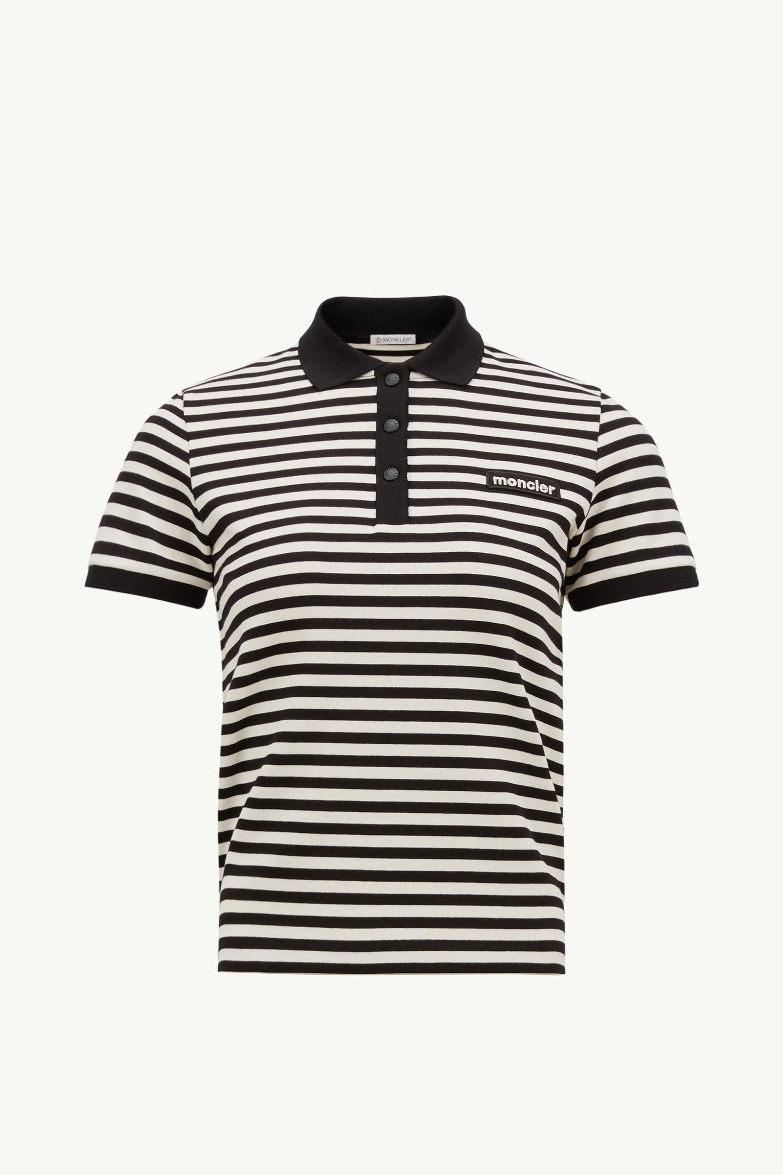 https://moncler-cdn.thron.com/api/v1/content-delivery/shares/dpx6uv/contents/K10938A0000789AZCF09_F/image/K10938A0000789AZCF09_F