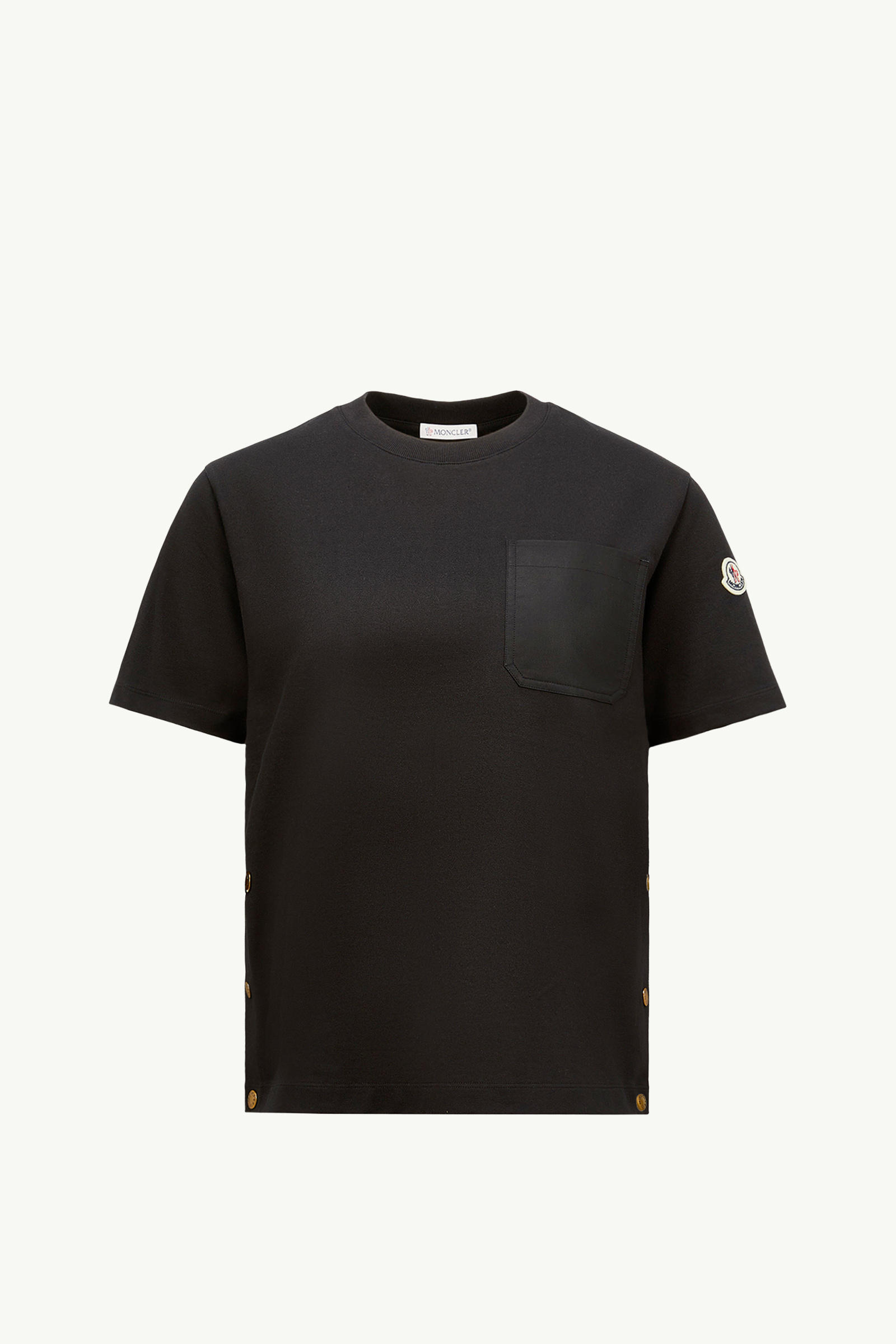 https://moncler-cdn.thron.com/api/v1/content-delivery/shares/dpx6uv/contents/K10938C0002089A4U999_F/image/K10938C0002089A4U999_F