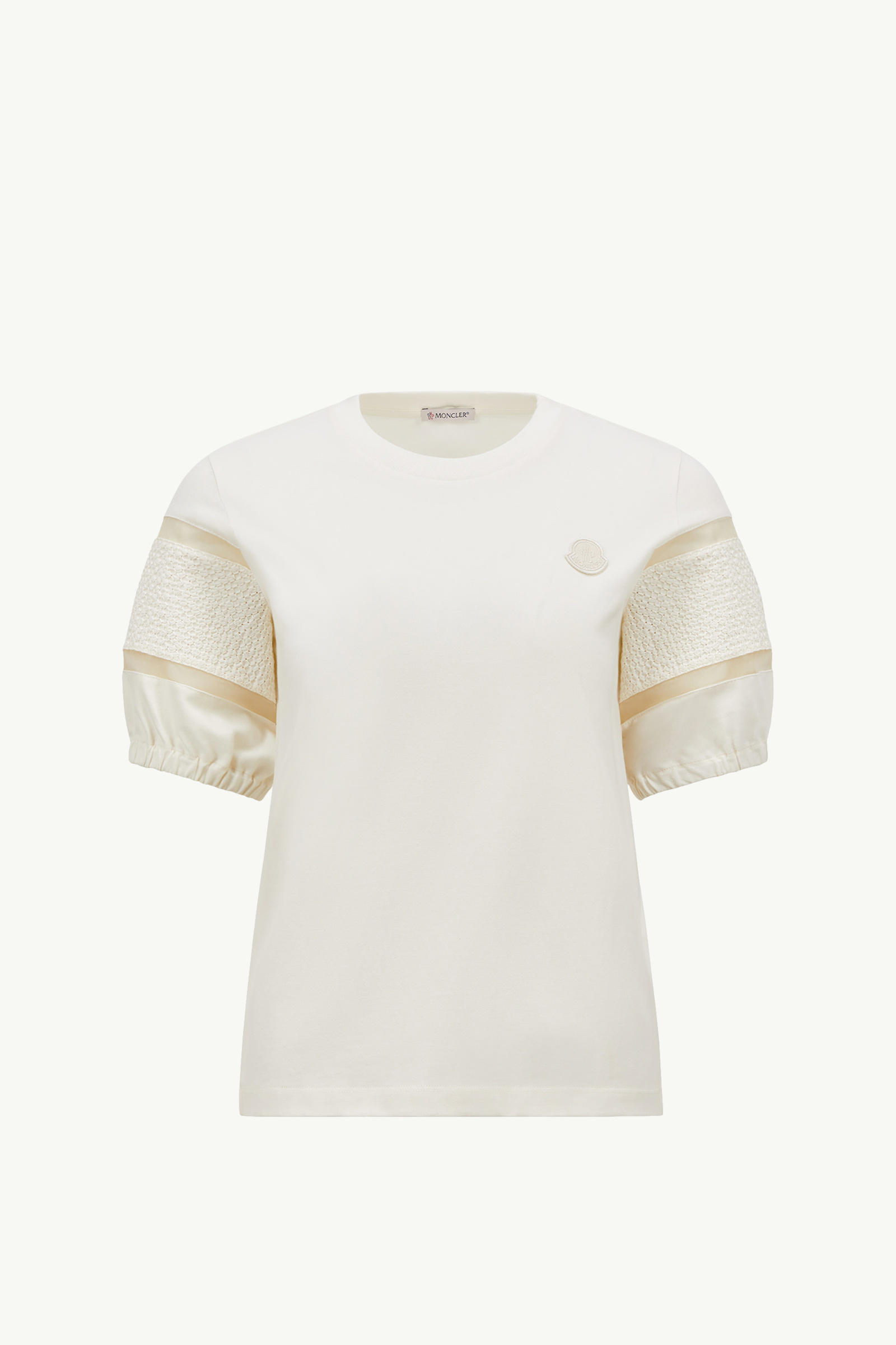 https://moncler-cdn.thron.com/api/v1/content-delivery/shares/dpx6uv/contents/K10938C0003289ADC034_F/image/K10938C0003289ADC034_F