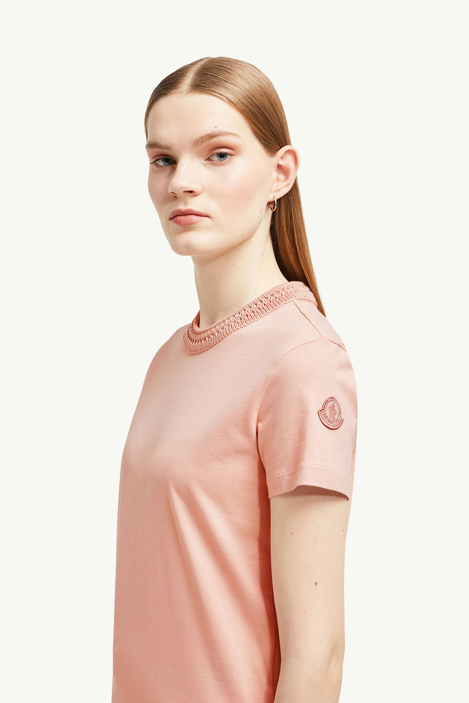 Crochet Accent Cotton T-Shirt Women Light Pink Moncler 1