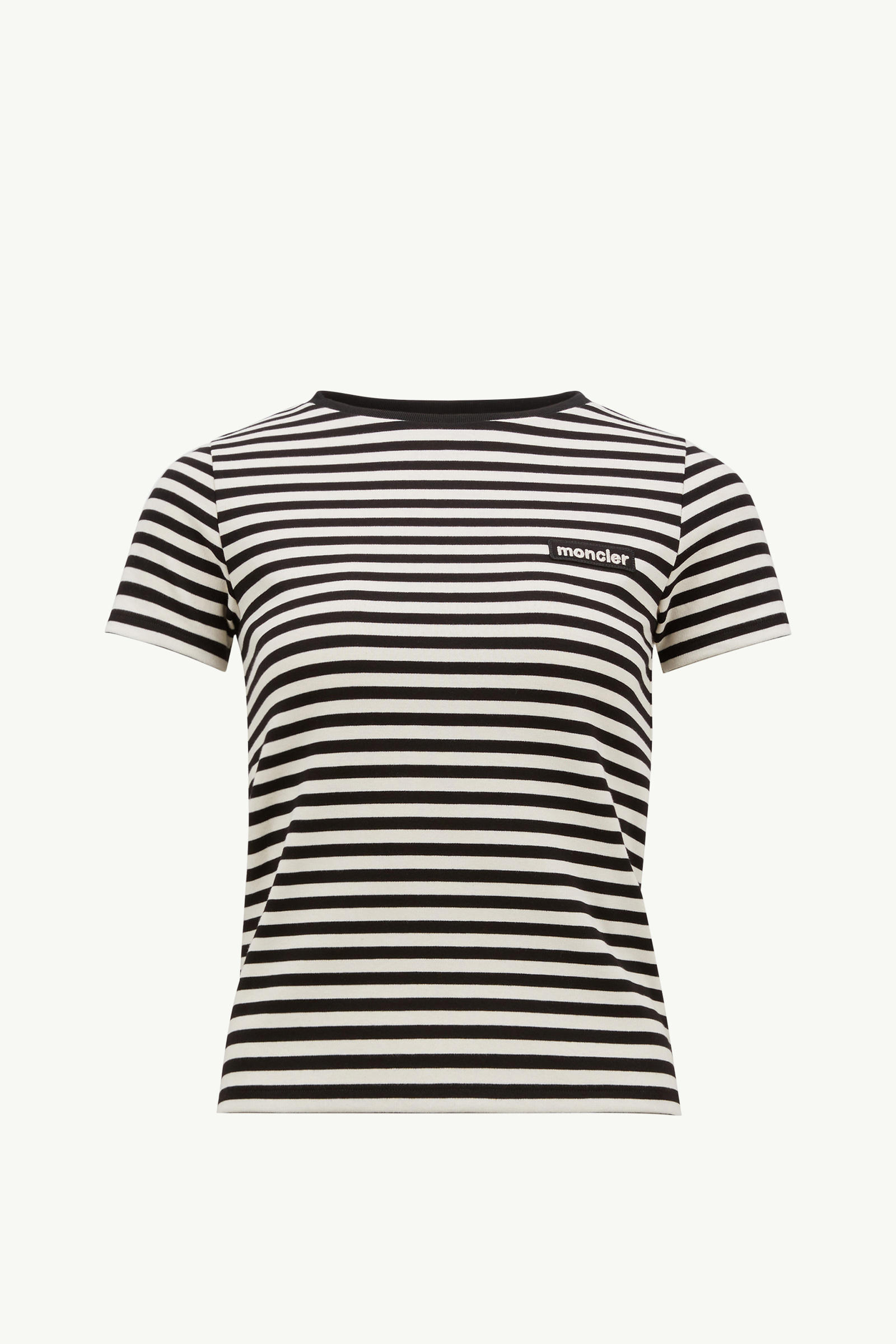 https://moncler-cdn.thron.com/api/v1/content-delivery/shares/dpx6uv/contents/K10938C0004989AZCF09_F/image/K10938C0004989AZCF09_F