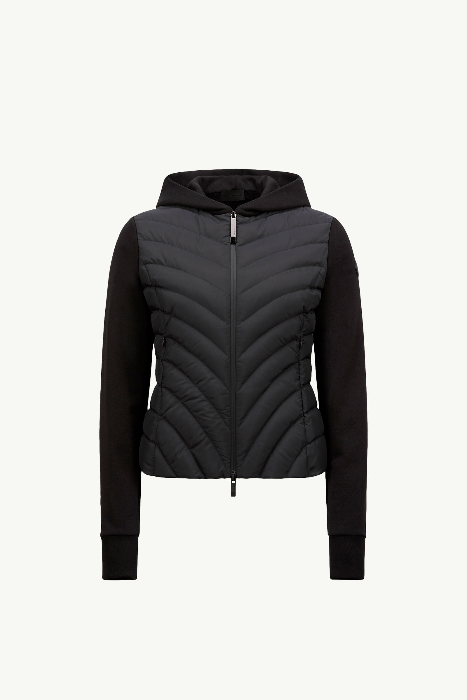 https://moncler-cdn.thron.com/api/v1/content-delivery/shares/dpx6uv/contents/K10938G00020809KZ999_F/image/K10938G00020809KZ999_F