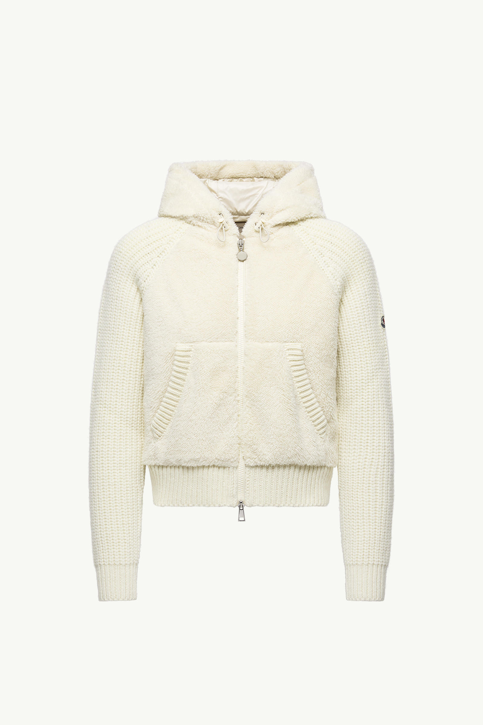 https://moncler-cdn.thron.com/api/v1/content-delivery/shares/dpx6uv/contents/K10939B00002M1115034_F/image/K10939B00002M1115034_F