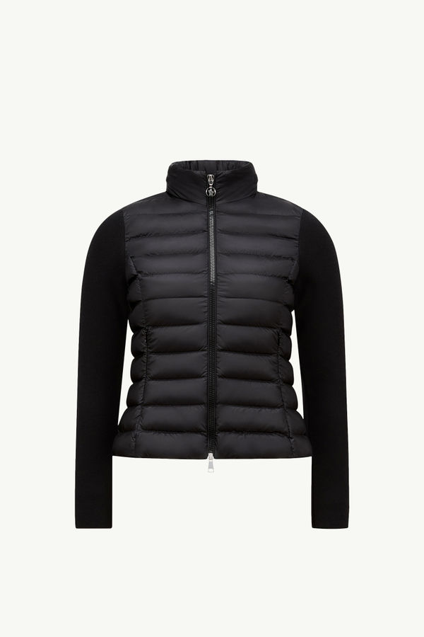 https://moncler-cdn.thron.com/api/v1/content-delivery/shares/dpx6uv/contents/K10939B00006M1122999_F/image/K10939B00006M1122999_F