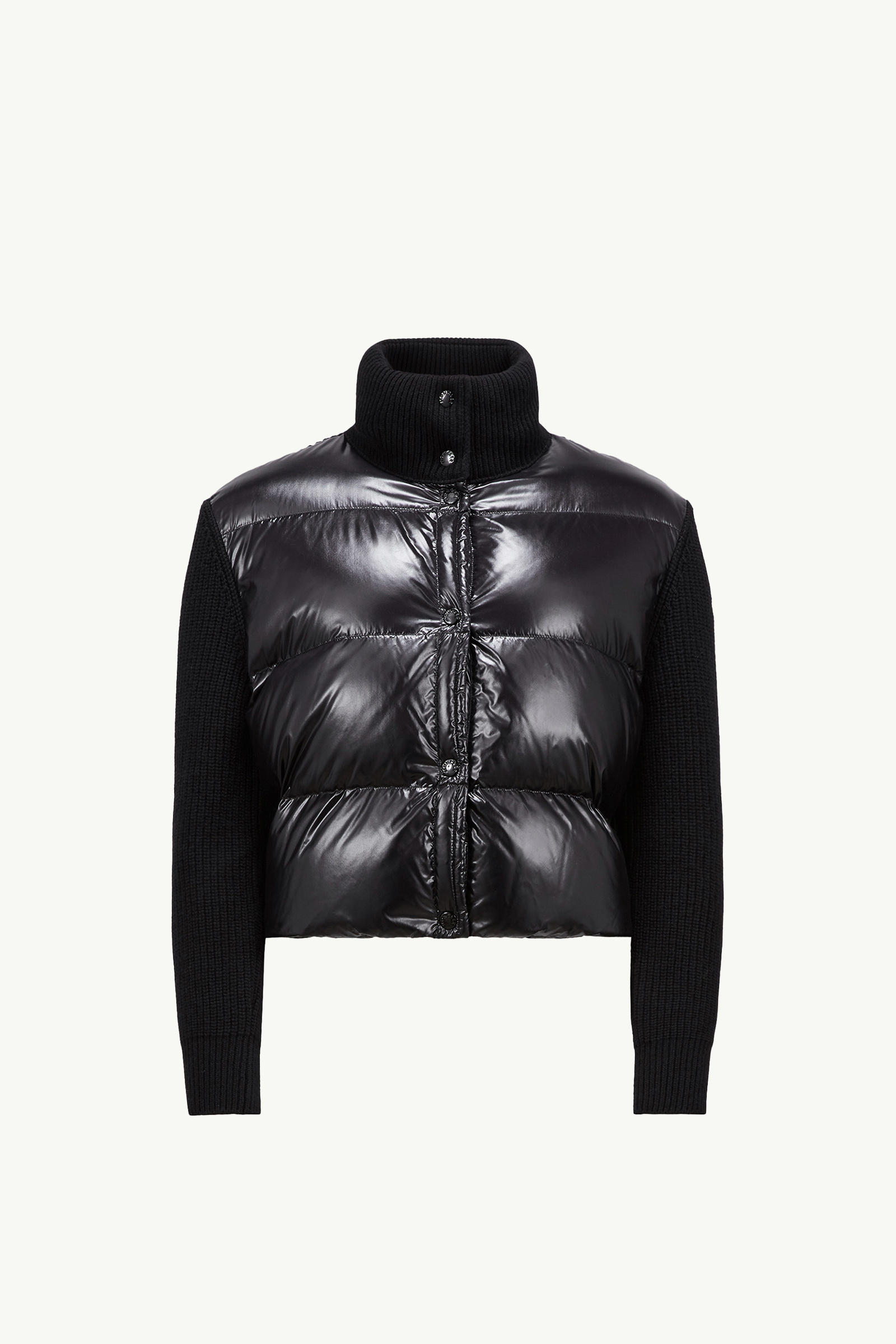 https://moncler-cdn.thron.com/api/v1/content-delivery/shares/dpx6uv/contents/K10939B00017M1241999_F/image/K10939B00017M1241999_F