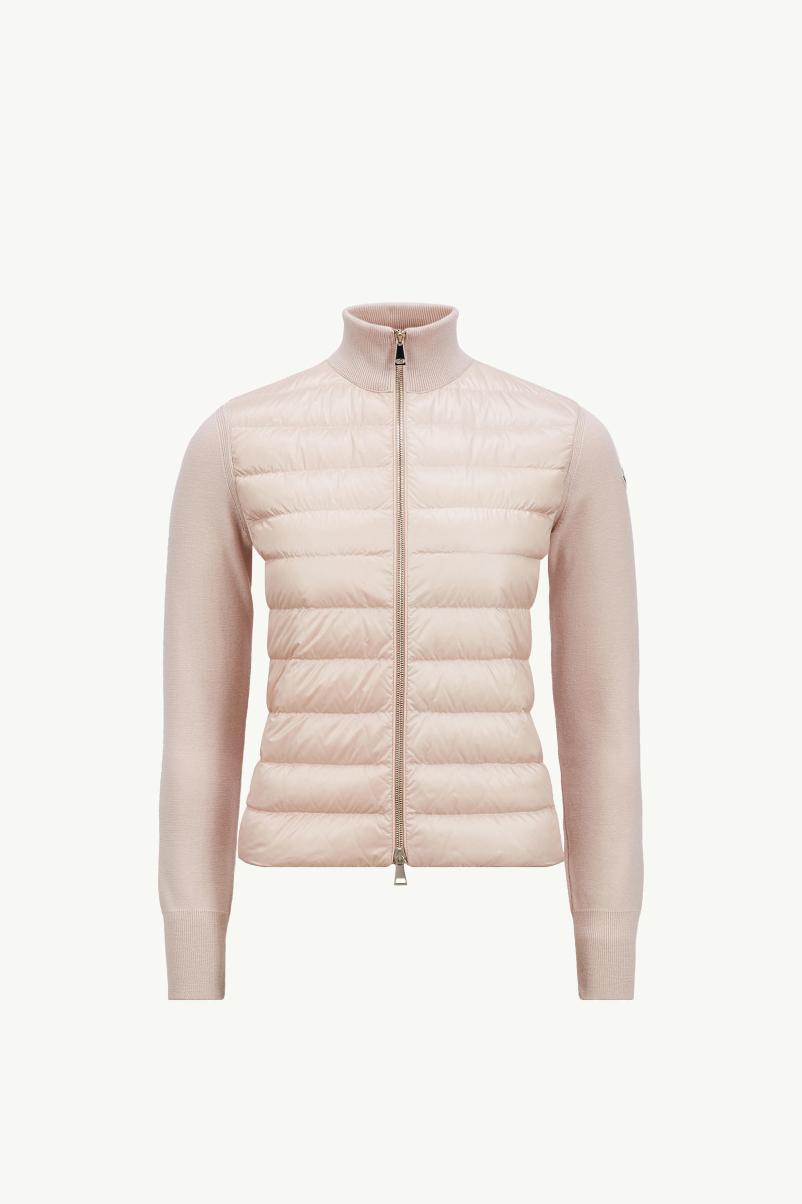 https://moncler-cdn.thron.com/api/v1/content-delivery/shares/dpx6uv/contents/K10939B00025M1131529_F/image/K10939B00025M1131529_F