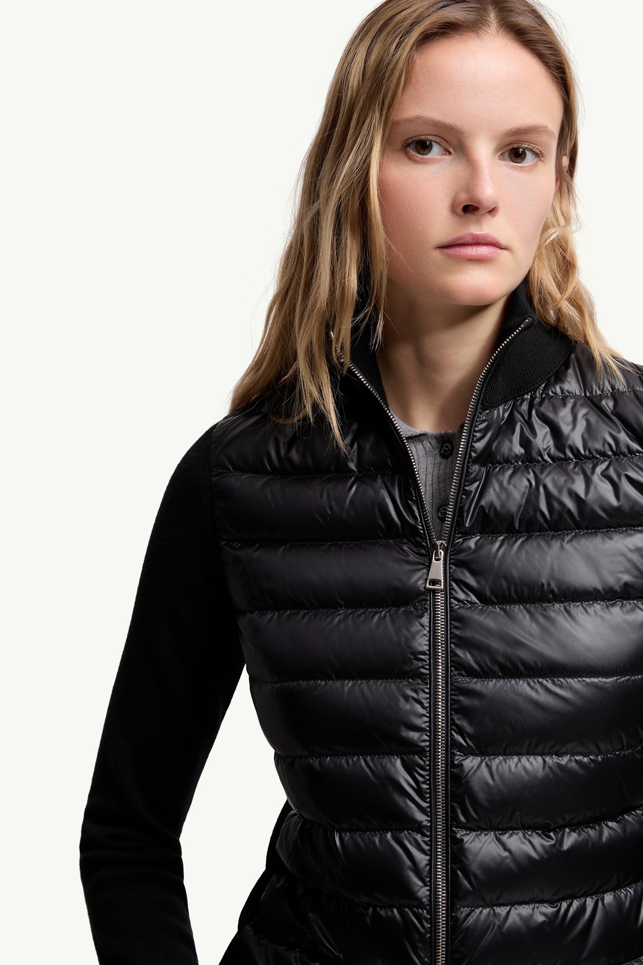 Cardigan zippé matelassé en laine Femmes Noir Moncler 5