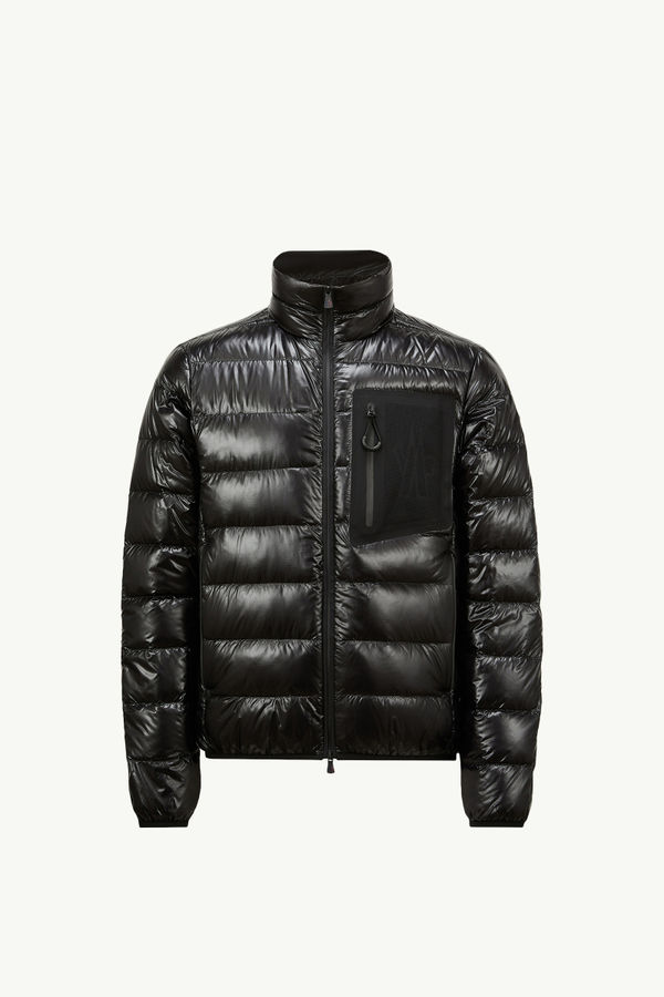 https://moncler-cdn.thron.com/api/v1/content-delivery/shares/dpx6uv/contents/K10971A00004597X6999_F/image/K10971A00004597X6999_F