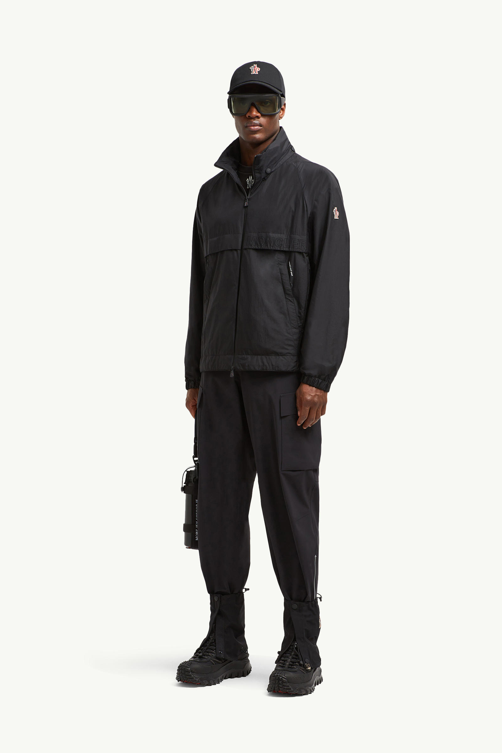 Negara Packable Hooded Windbreaker Men Black Moncler 0