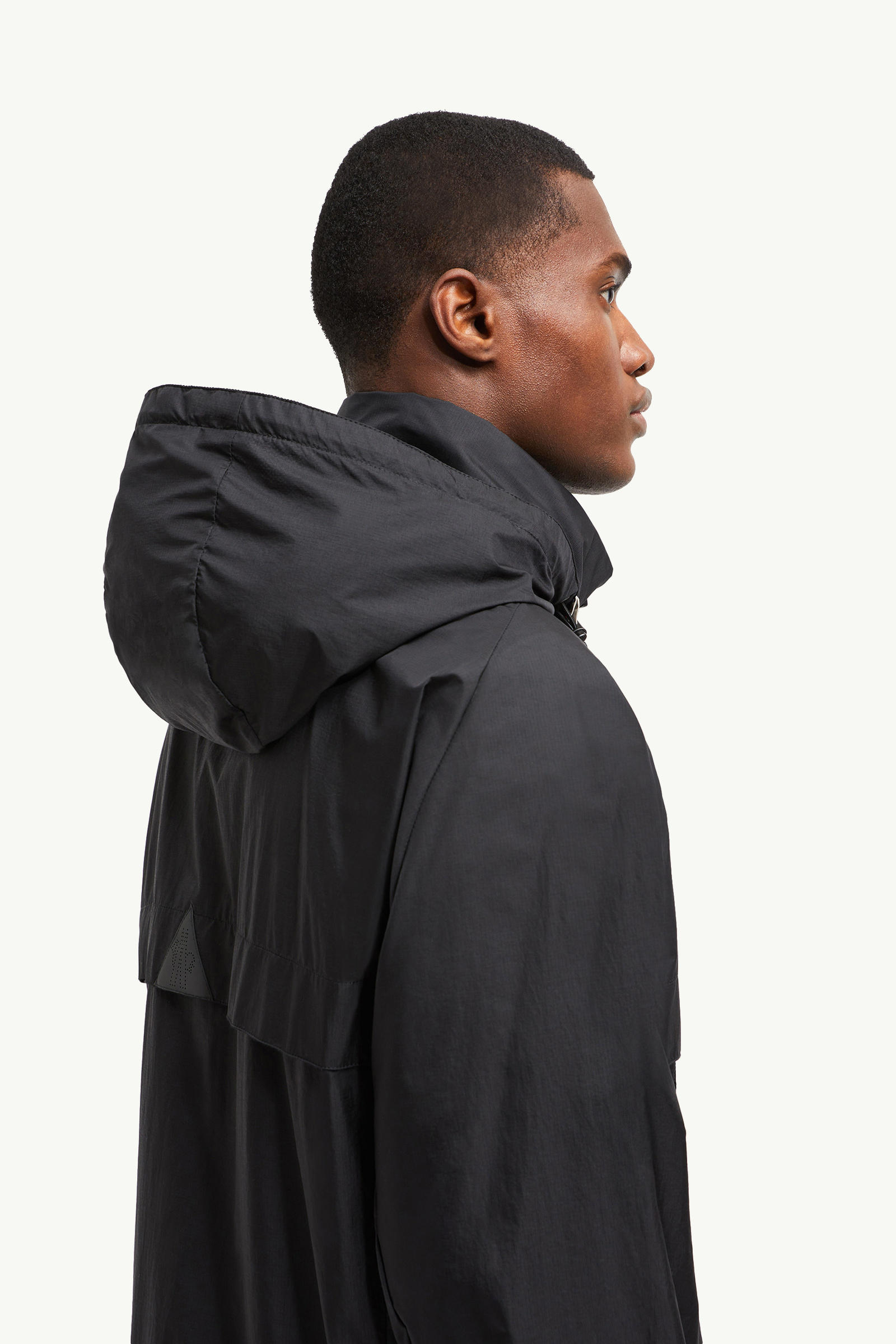 Negara Packable Hooded Windbreaker Men Black Moncler 7