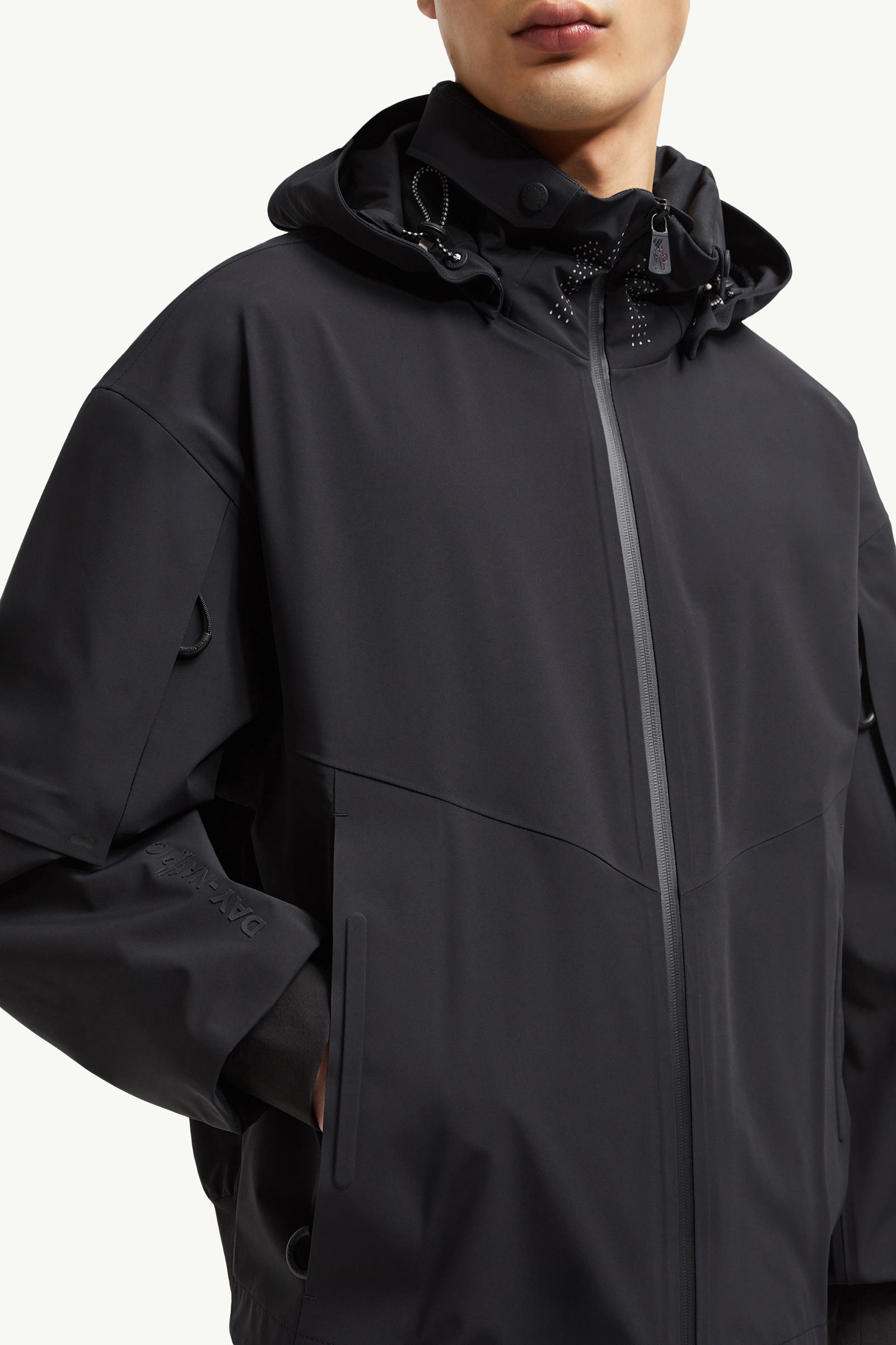 Tesso Hooded Shell Jacket Men Black Moncler 5