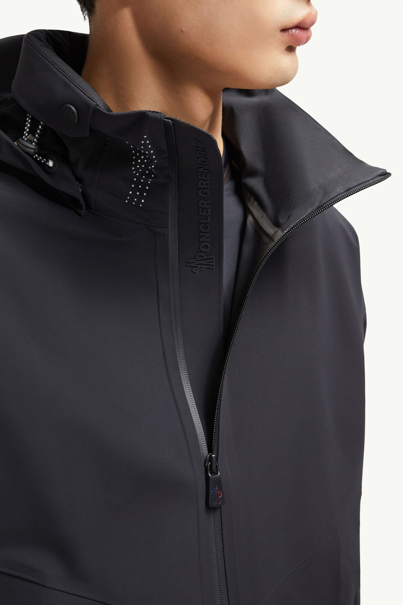 Tesso Hooded Shell Jacket Men Black Moncler 6