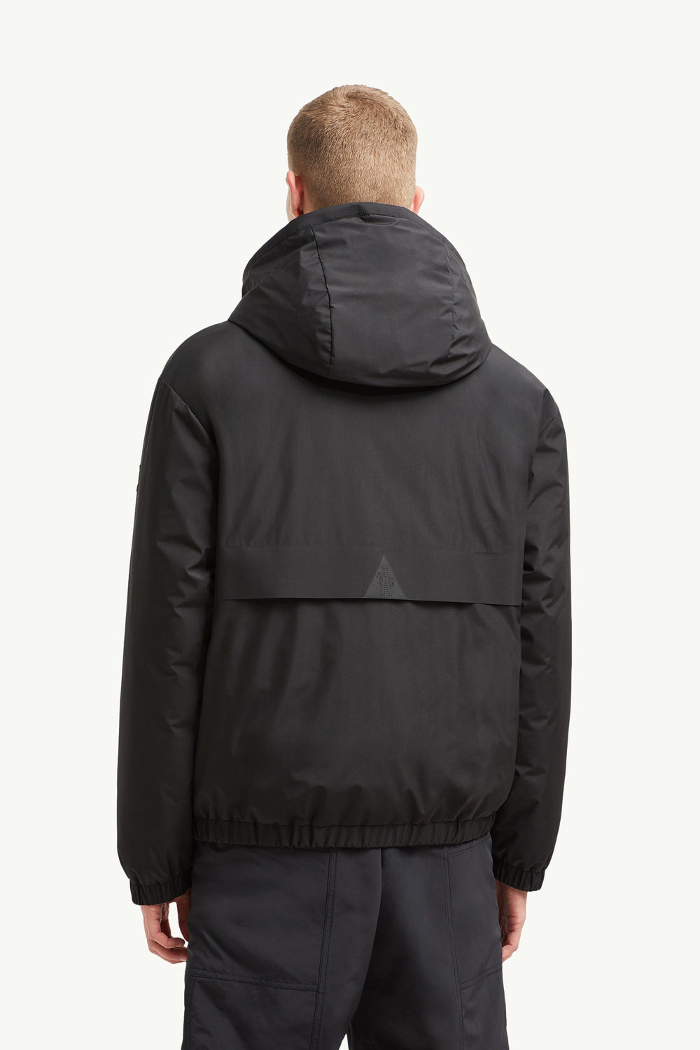 Plumífero corto reversible Bergun Hombre Negro Moncler 4